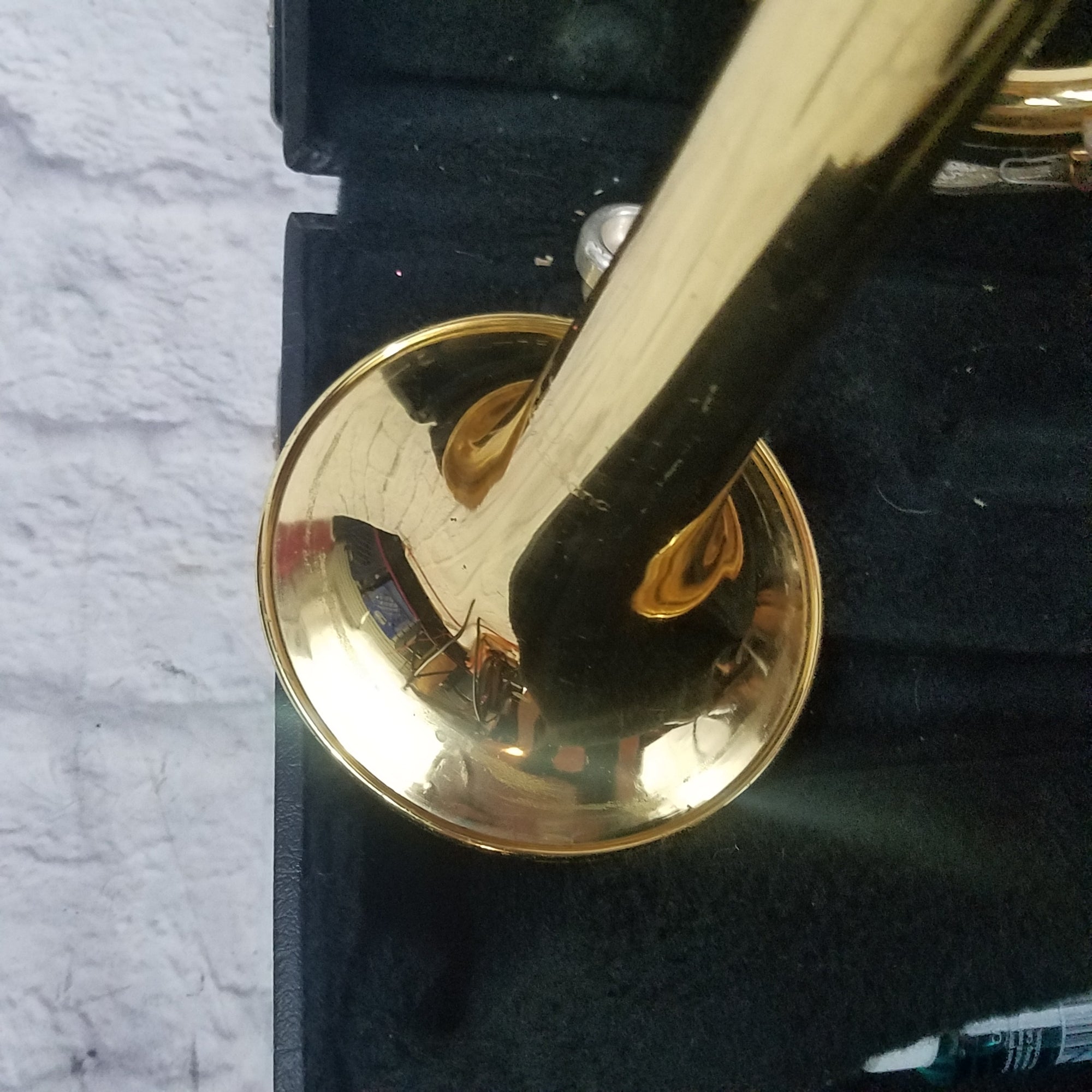 Holton T602P Student Trumpet w/ hard case