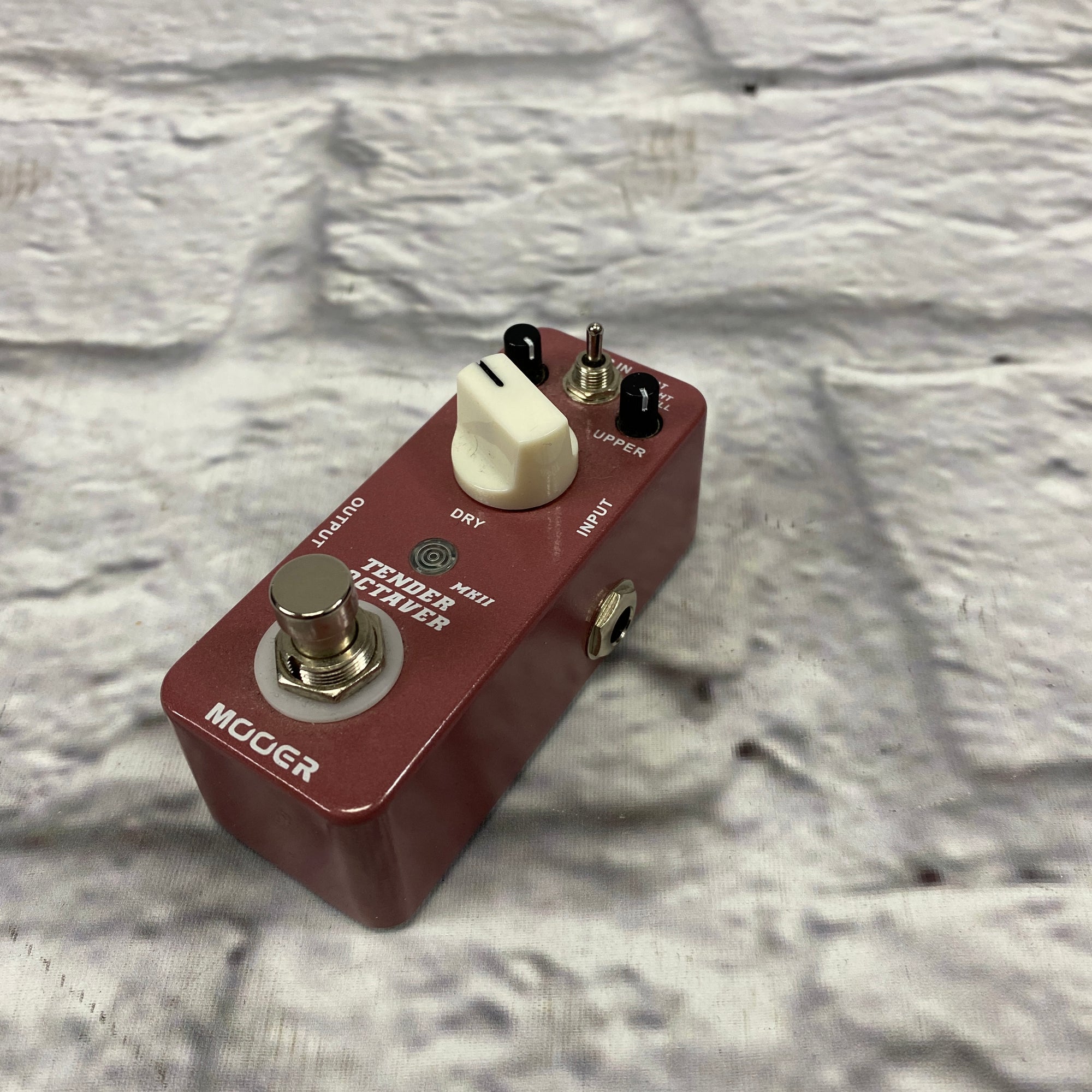 Outlaw Effects Nomad M128 Rechargeable Powered Pedal Board