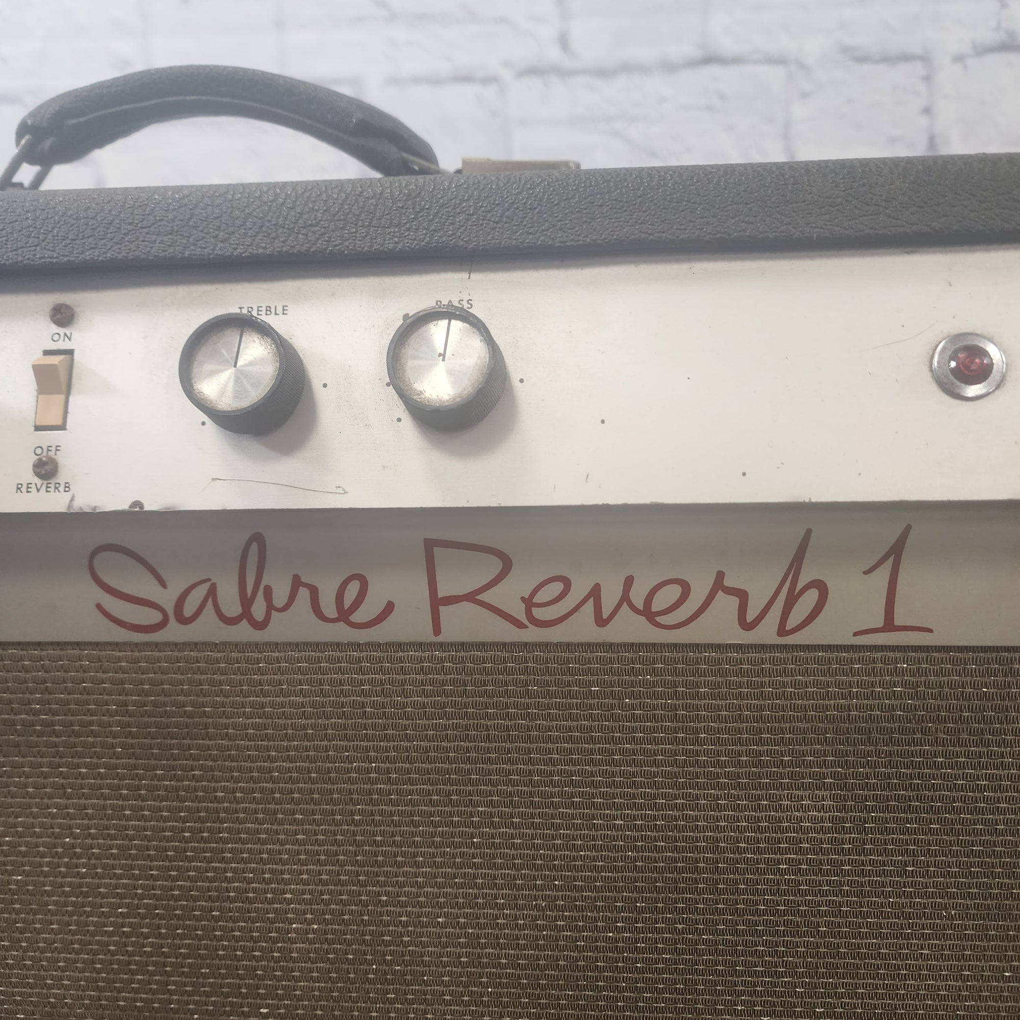 Vintage 1960s Gibson Sabre Reverb SA-1 Guitar Combo Amp