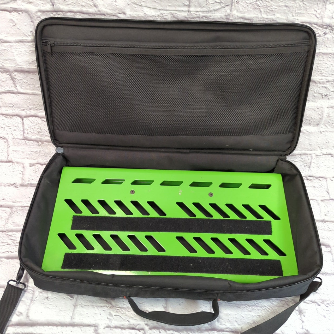 Gator Large Pedalboard with Padded Gig Bag