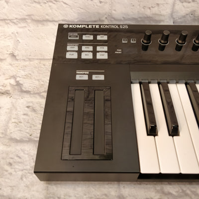 Native Instruments Komplete Kontrol S25