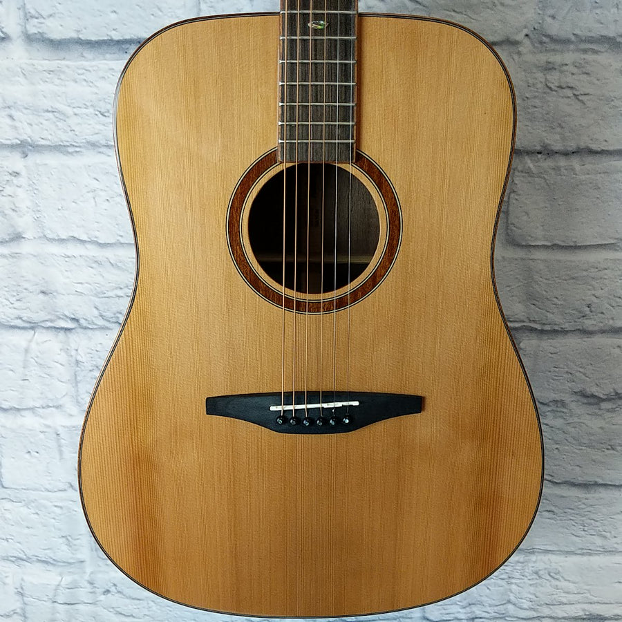 Willow Creek FX-PC7ECE Acoustic/Electric Guitar - Natural Gloss