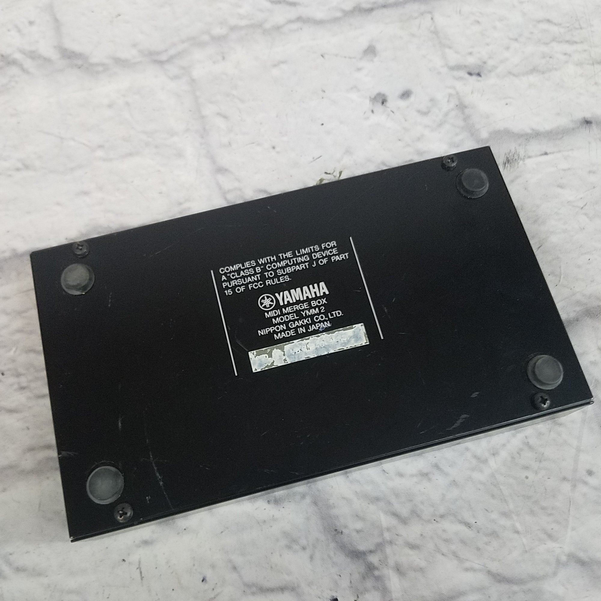 Yamaha YMM2 90's Midi Merge Box