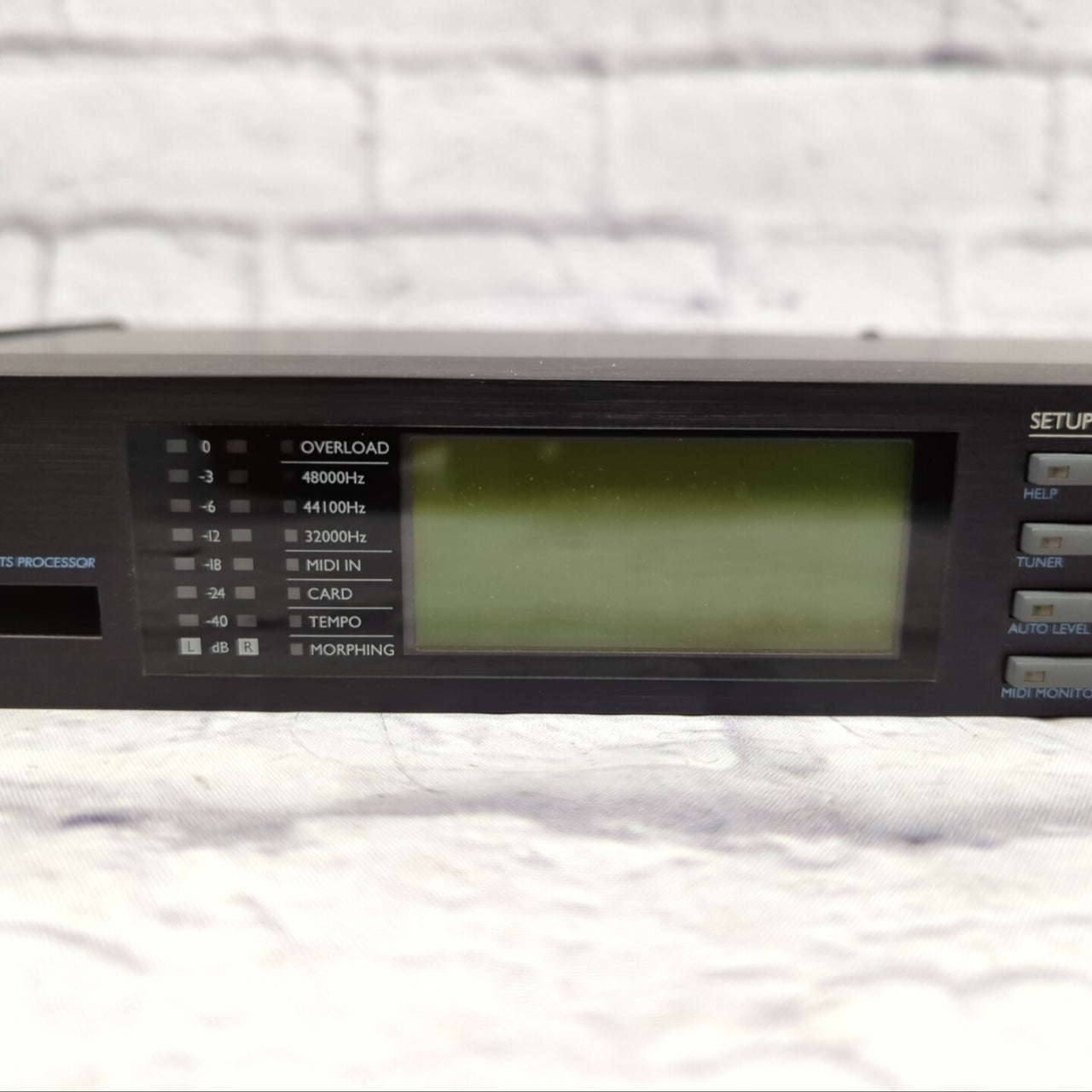 TC Electronic M2000 Hall Reverb Effect Processor - IT TC Electronic M2000 Hall Reverb Effect Processor - IT