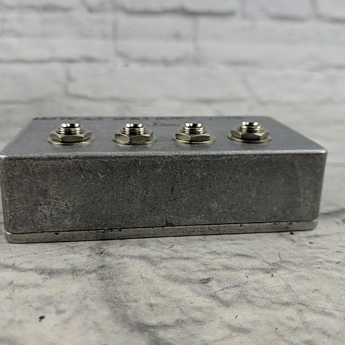 Unknown Pedal Sized Passive Patchbay