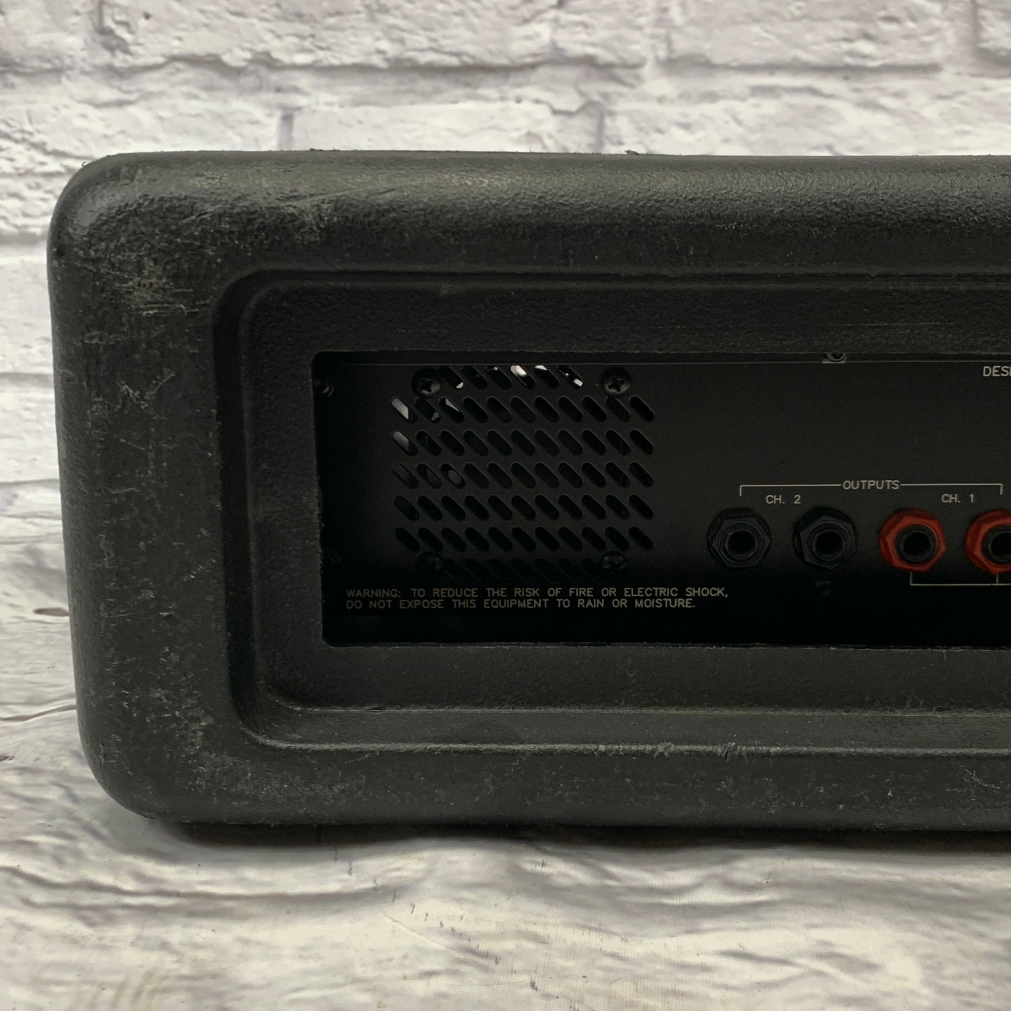 Rocktron Velocity 300 Guitar Power Amp w/ SKB Case