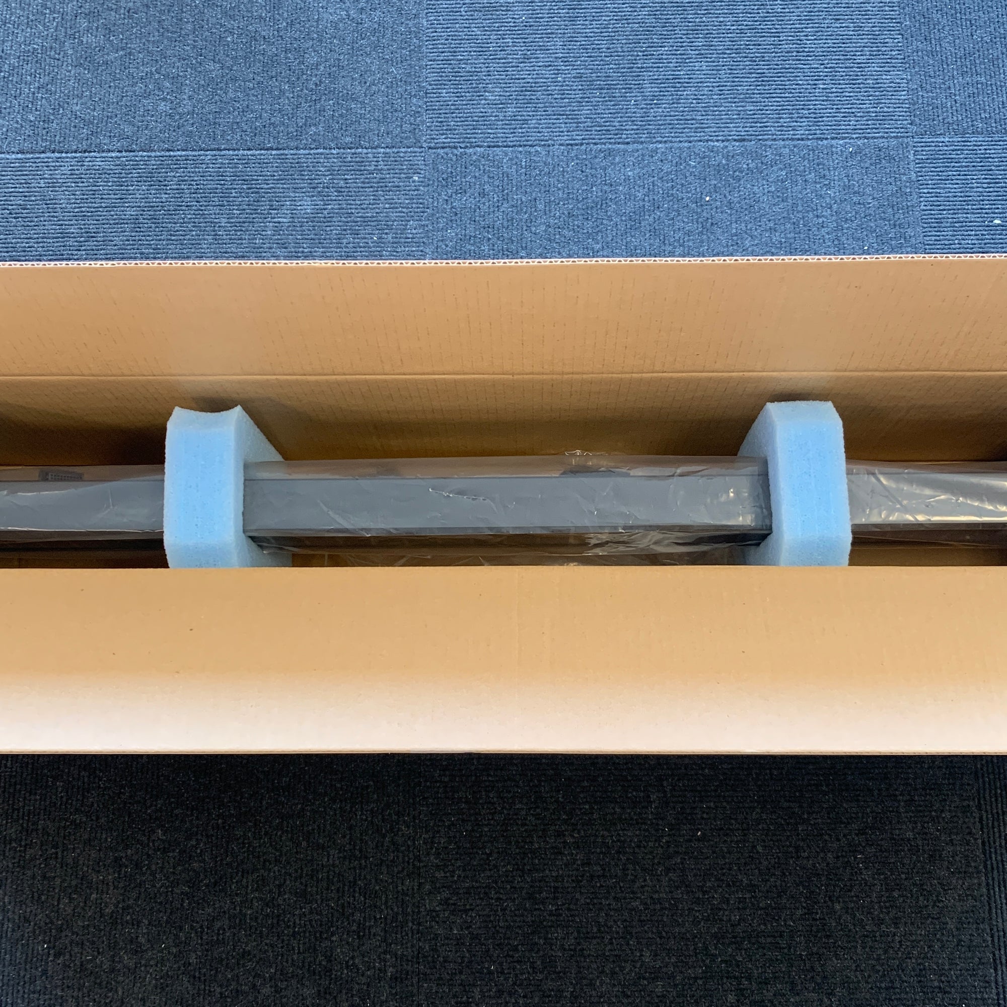 Mackie 32.8 32-Channel 8-Bus Mixing Console w/ Meter Bridge & Power Supply