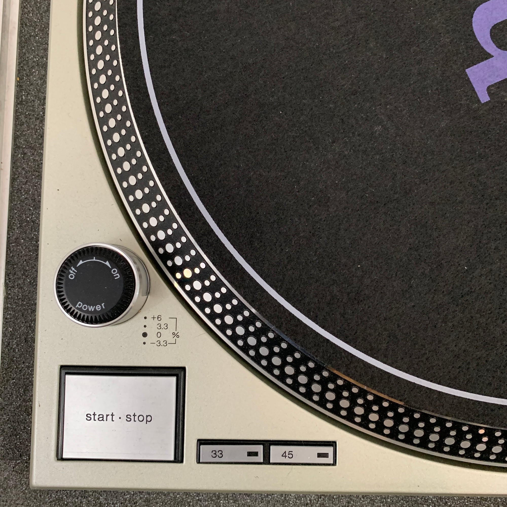 Technics SL-1200M3D Quartz Locking Direct Drive DJ Turntable
