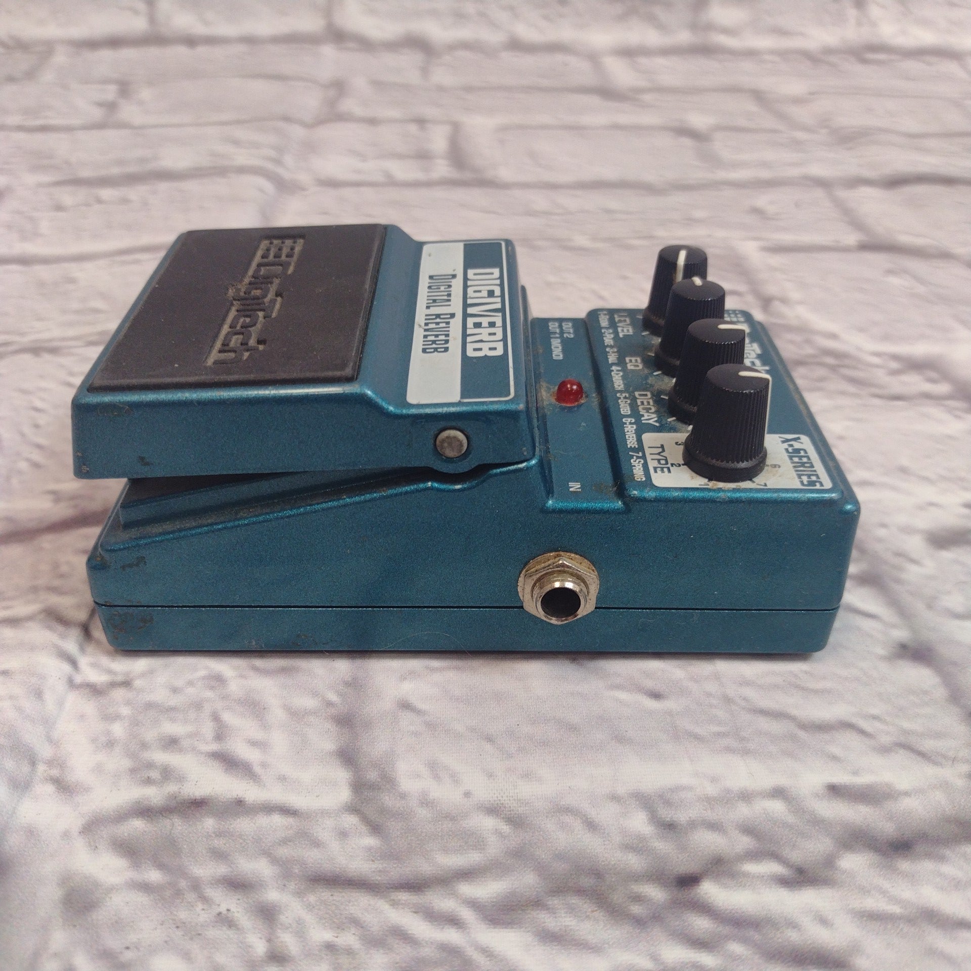 Digitech Digiverb Digital Reverb Pedal Evolution Music