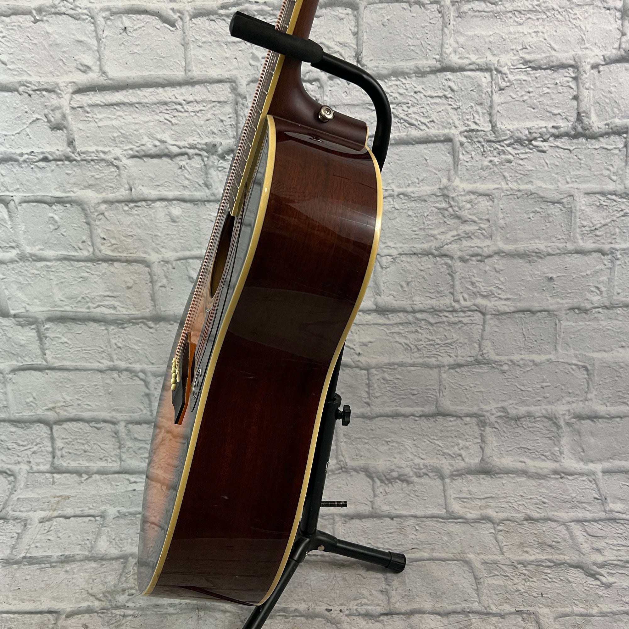 Epiphone AJ-220S Acoustic Guitar - Vintage Sunburst