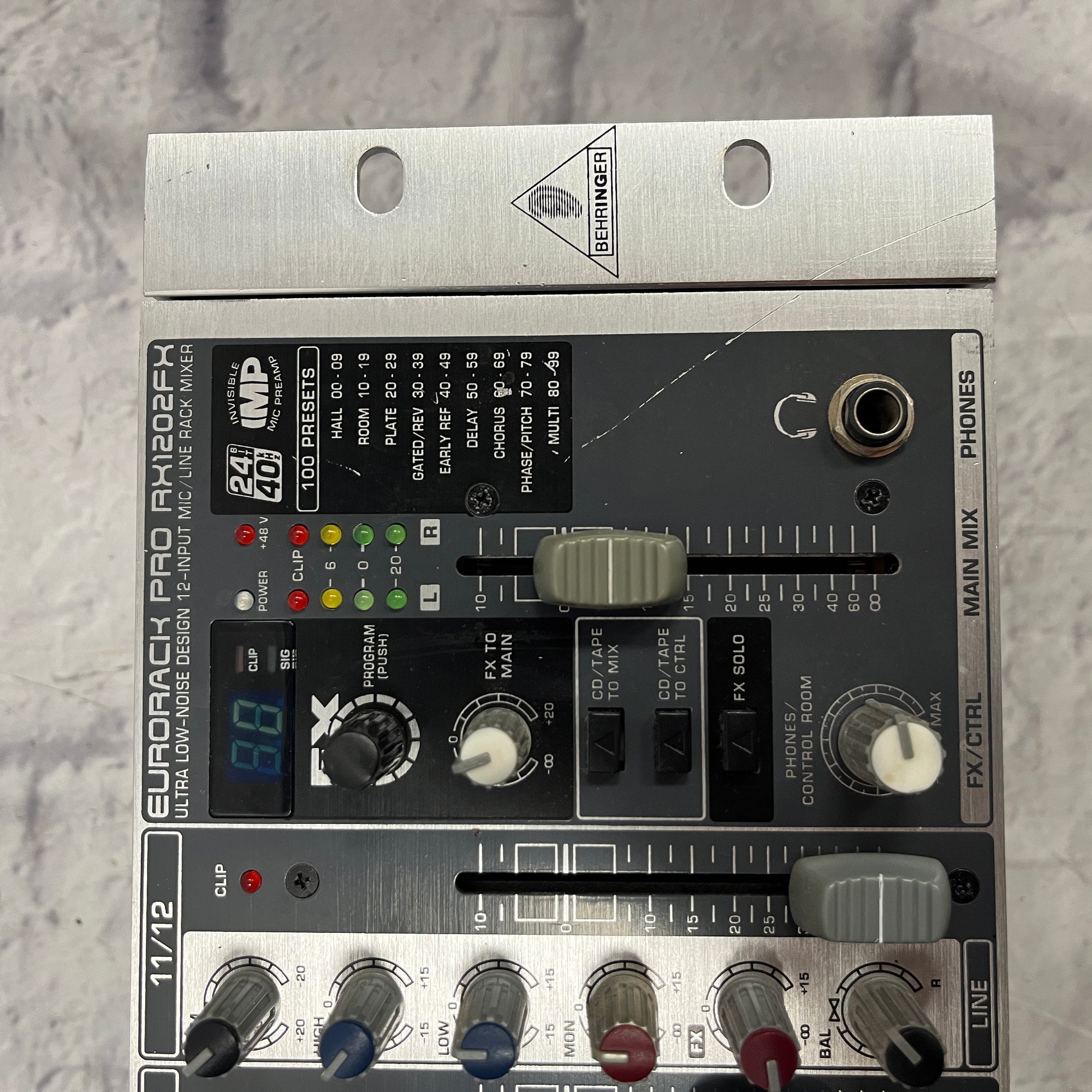 BEHRINGER EURORACK PRO RX1202FX マイクミキサー 12CH LINEミキサー ベリンガー Behringer Eurorack Pro RX1202FX Rackmount Mixer with Effects