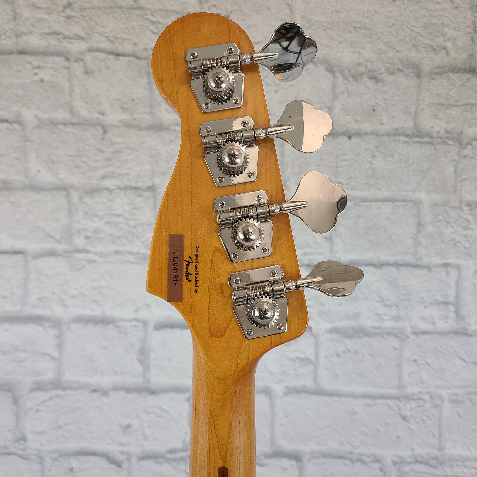 Squier Classic Vibe '70s Precision Bass - Walnut - Evolution