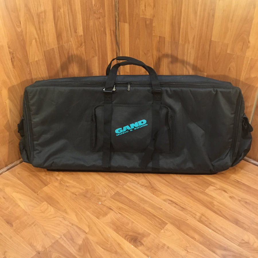 Gand Levy's EM524DX 61 Keyboard Gig Bag