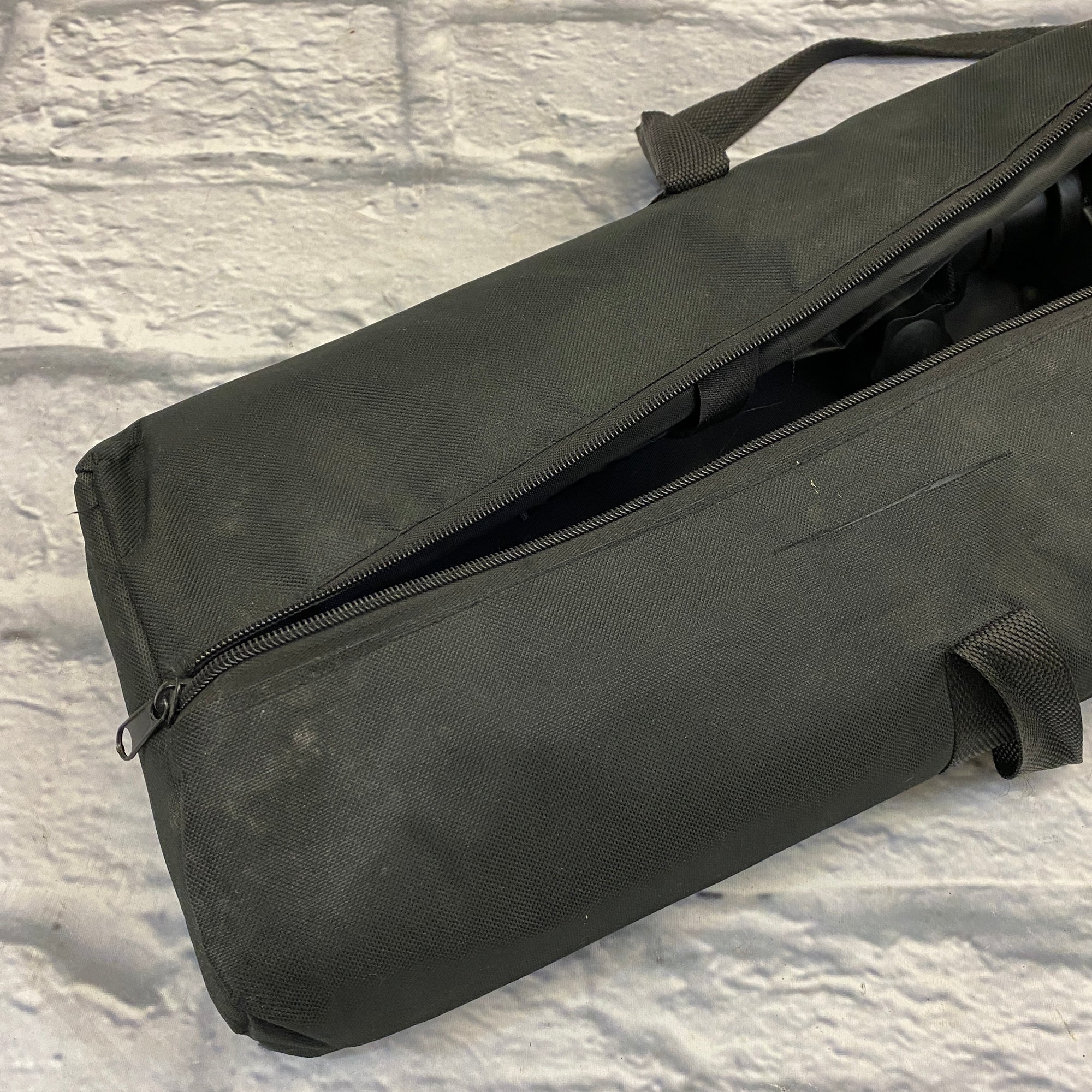 Harbinger Speaker Stands w/ Carrying Bag