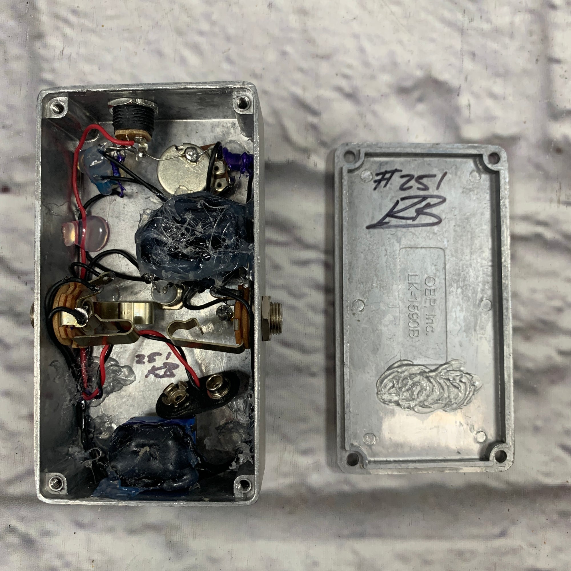 Burnstine Engineering The Wonderbox Tonal Enhancement Device