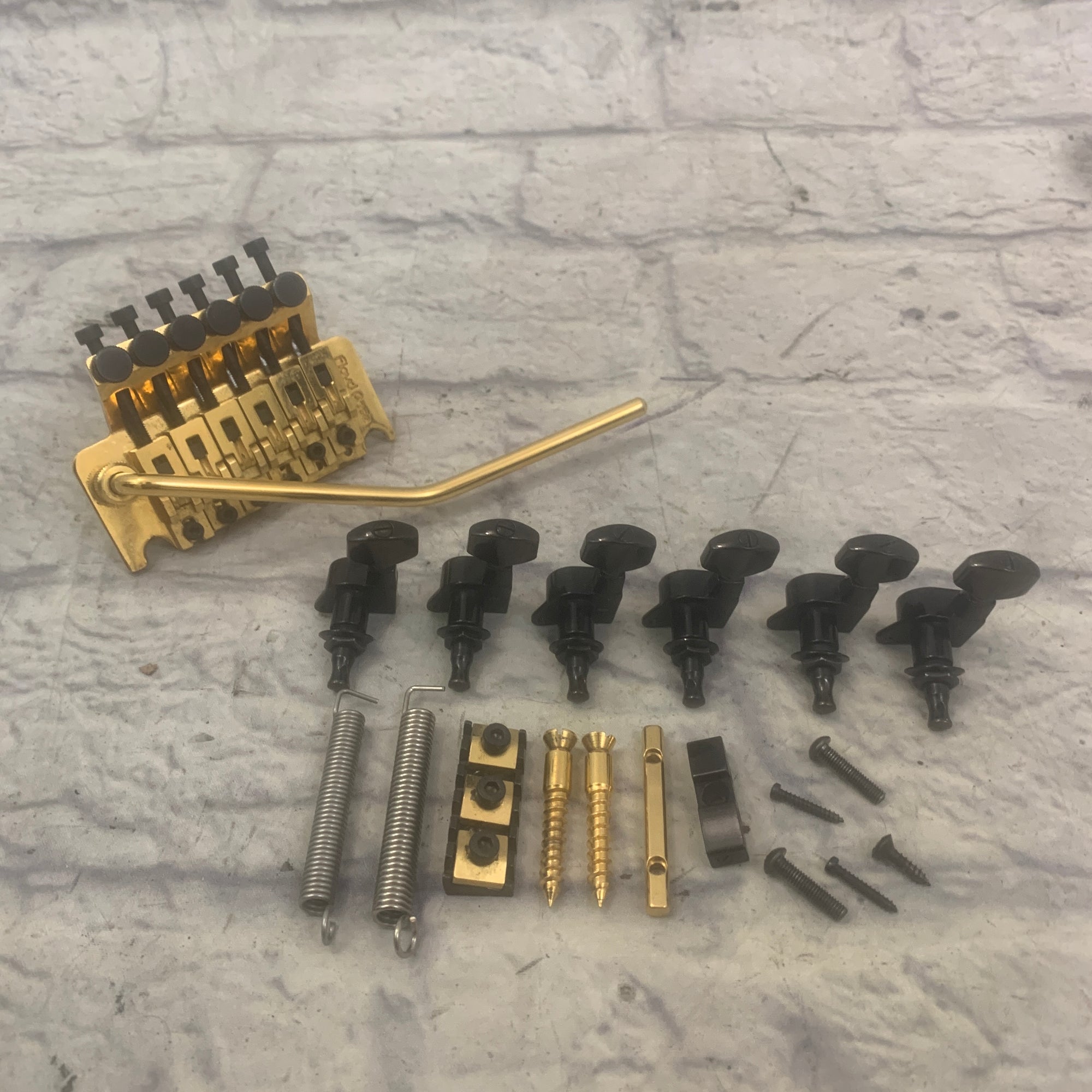 Floyd Rose Vintage '85 Floyd Rose Tremolo System Gold