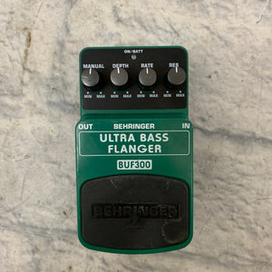 bass flanger pedal Behringer BUF300 Bass Ultra Flanger Pedal