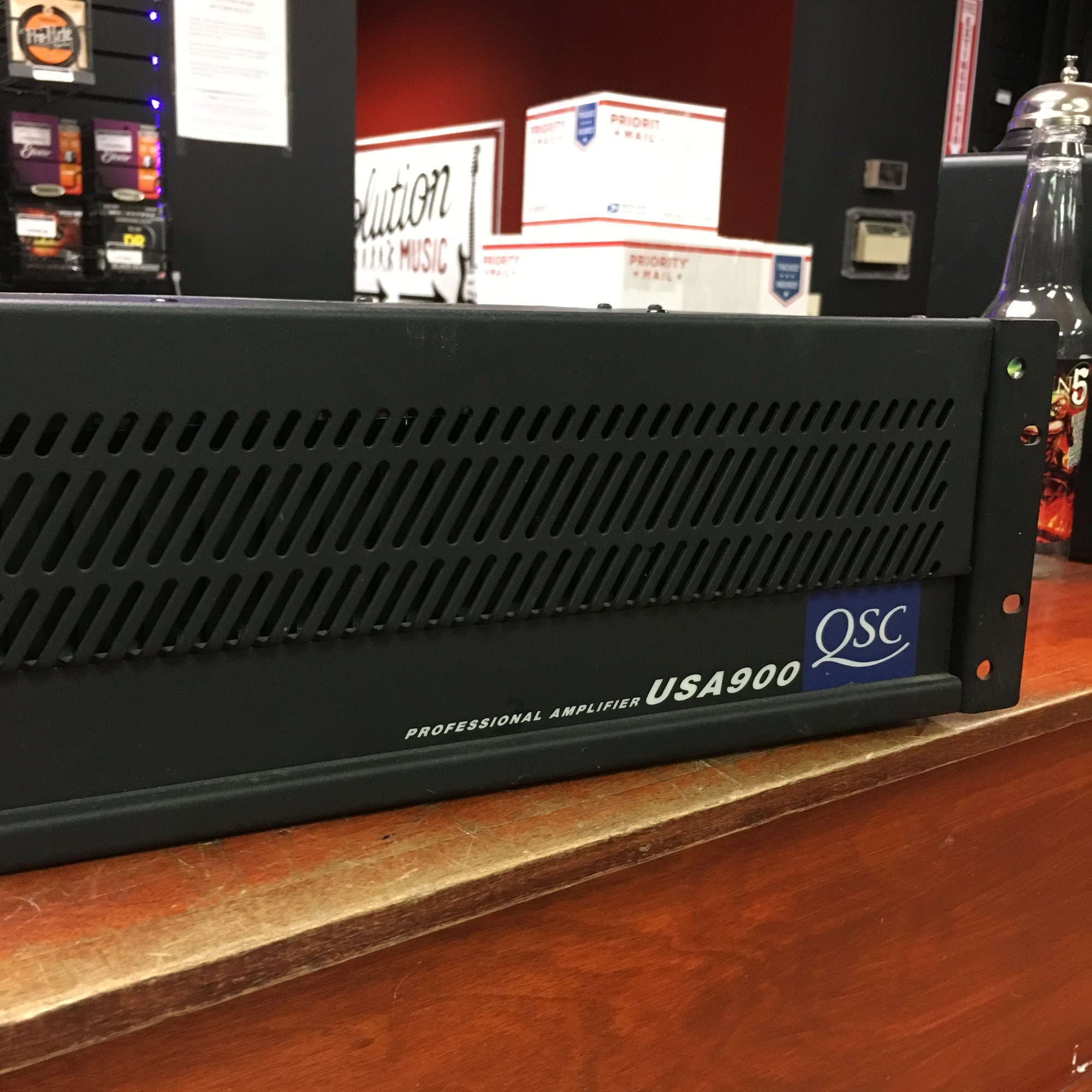 QSC USA900 Power Amplifier - Evolution Music