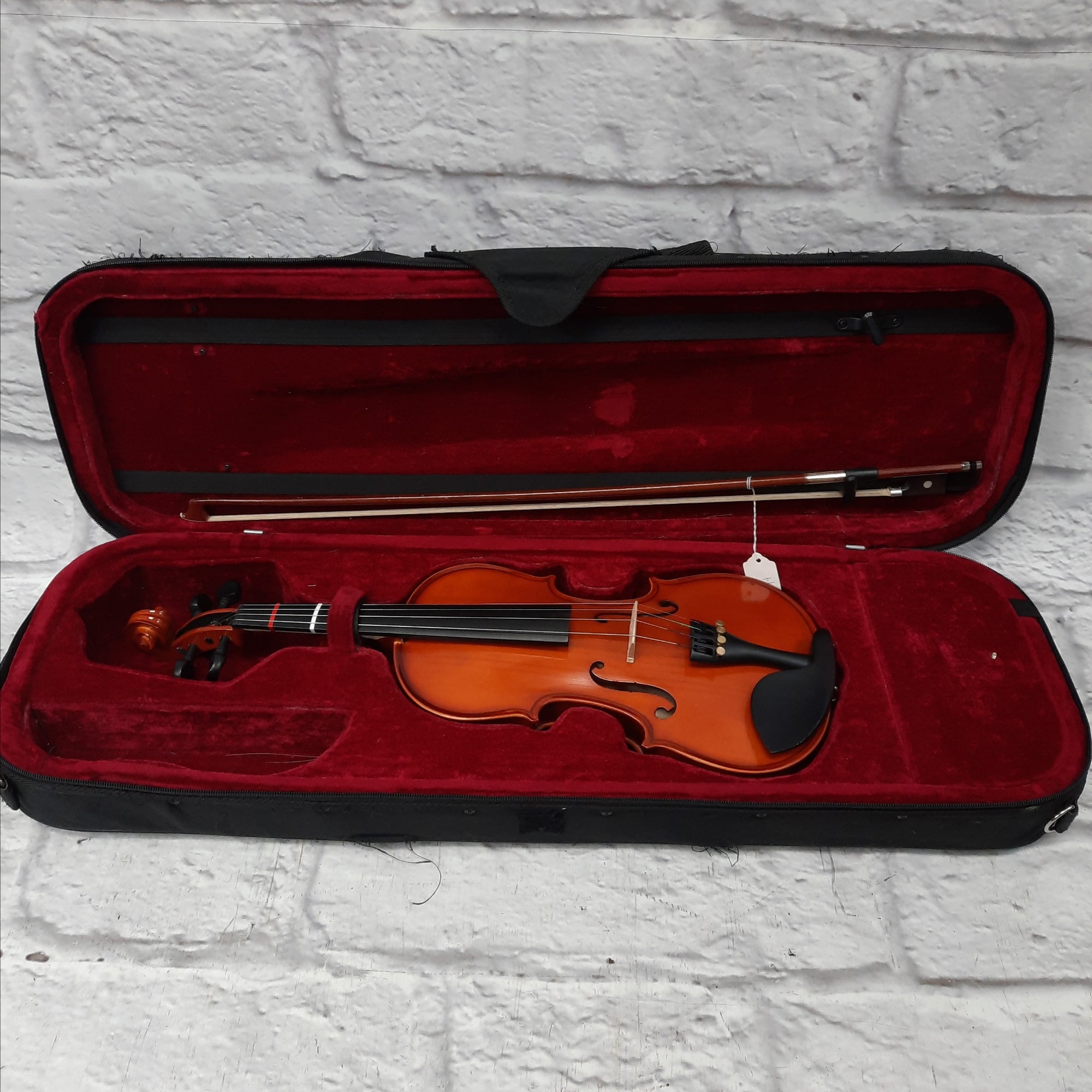 R.A. Reich Model 101 3/4 Violin Outfit