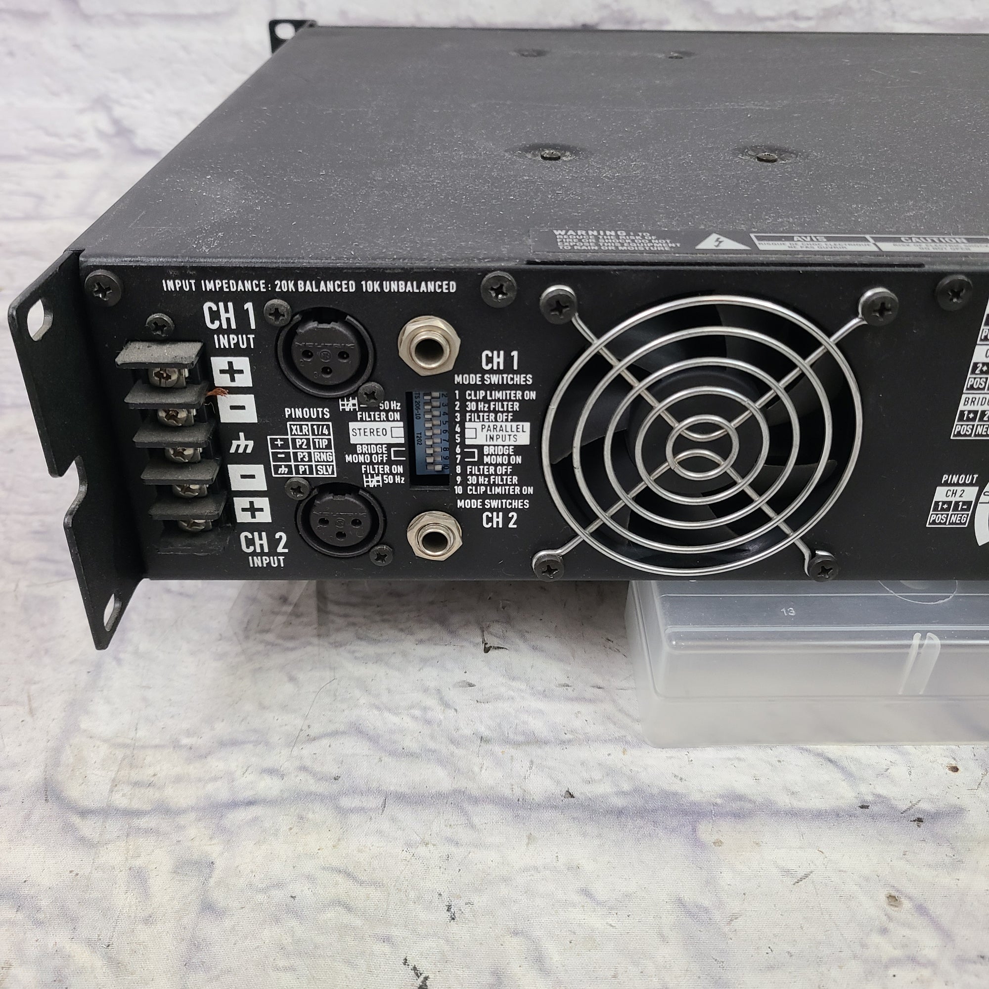 アンプ QSC PROFESSIONAL POWER AMPLIFIER RMX 850 RMX850a Power Amplifier – QSC