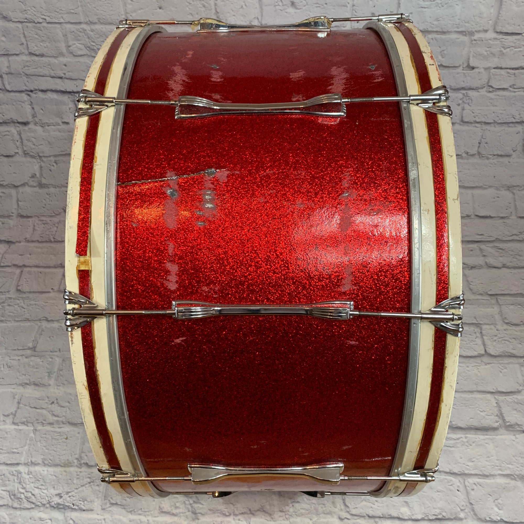 Ludwig 30in Marching Bass Drum Red Sparkle w/ Case