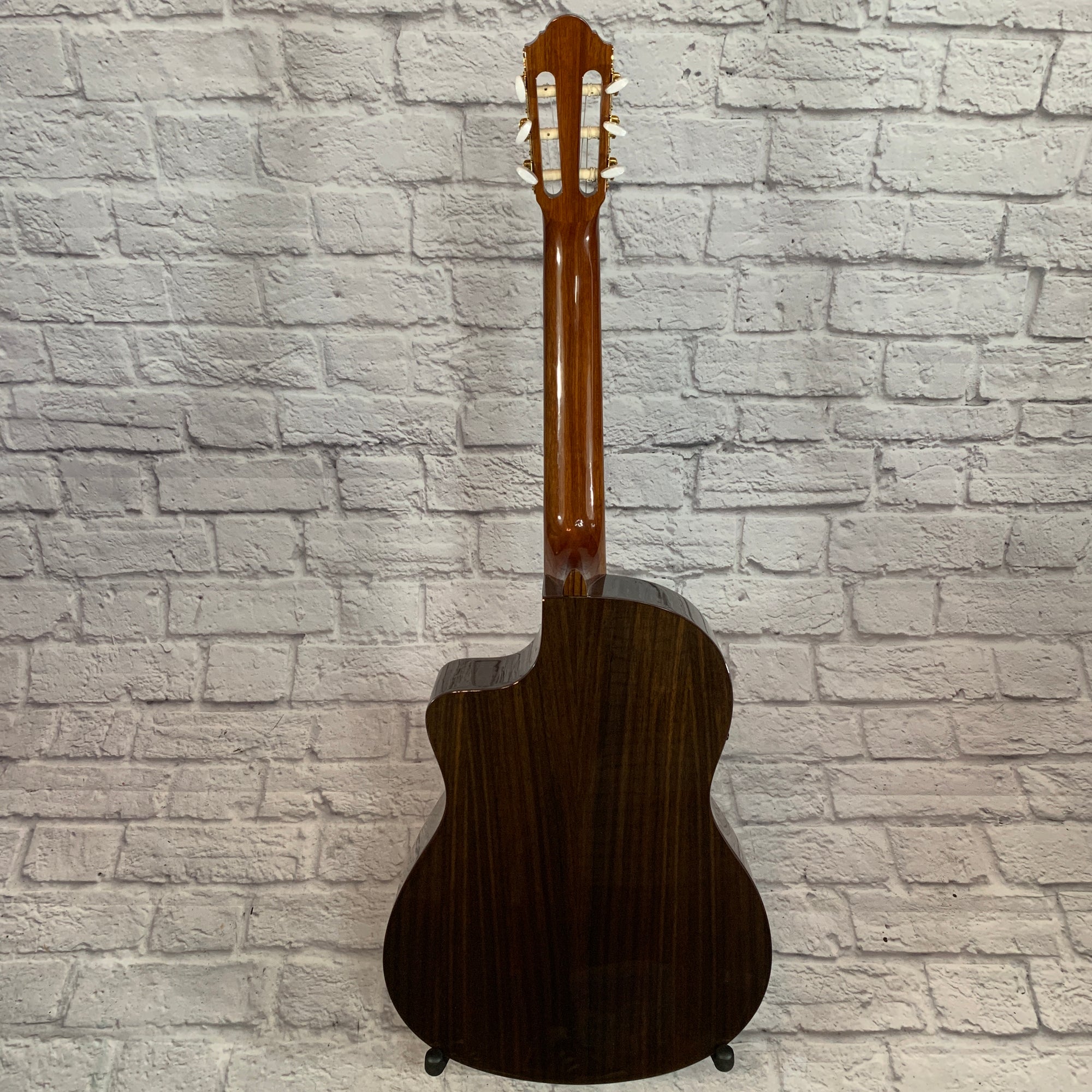 Sollana SN630CE Classical Guitar