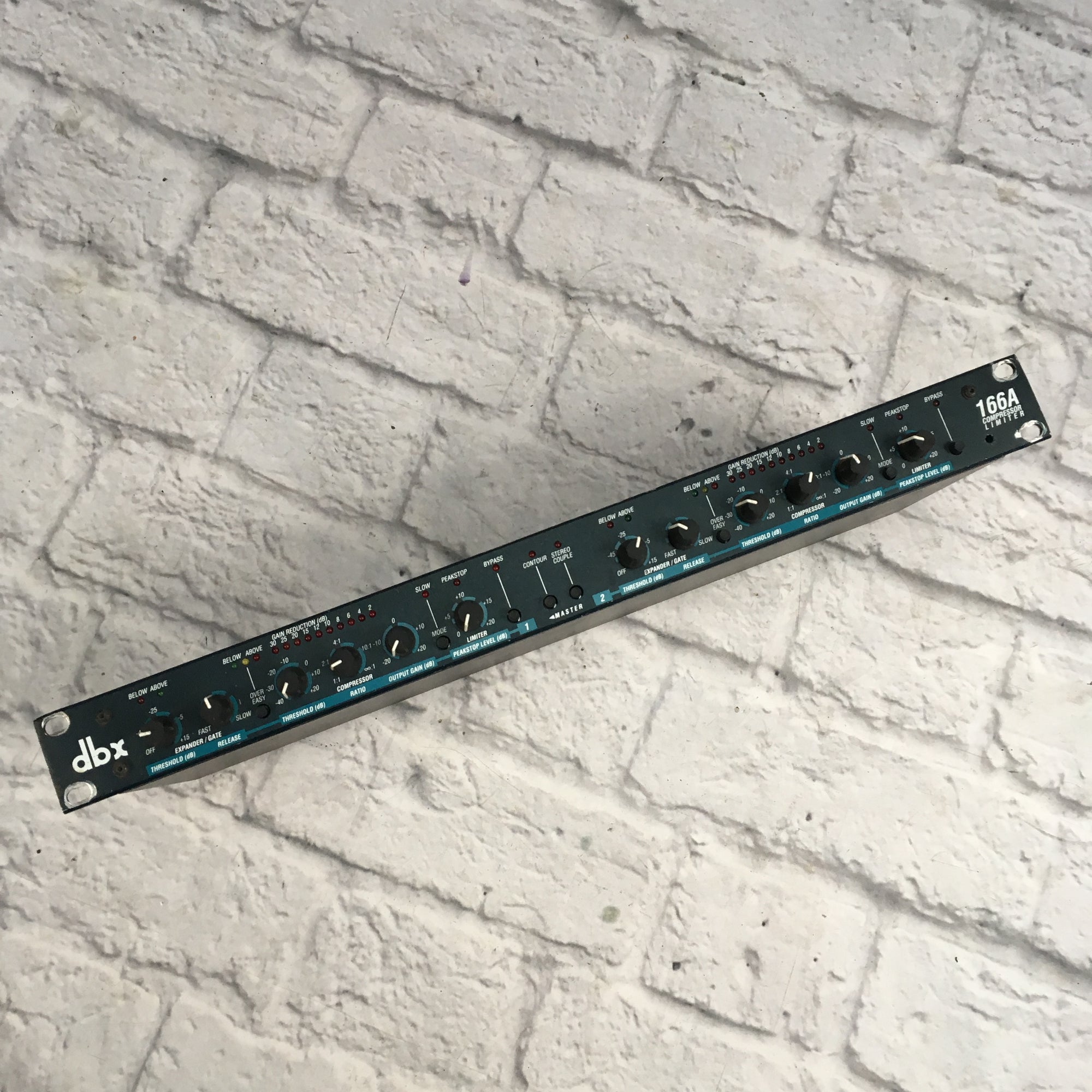 DBX 166A Compressor Limiter