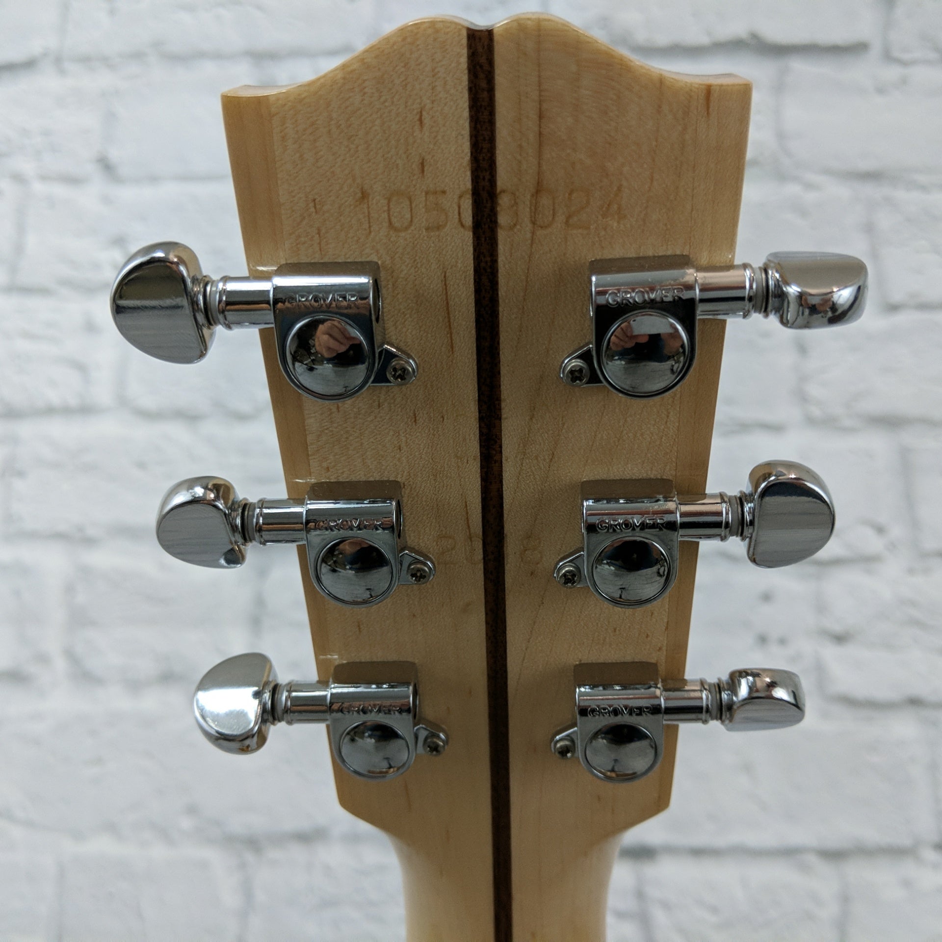 Gibson J-15 Dreadnought with Electronics Antique Natural 2018 w/case