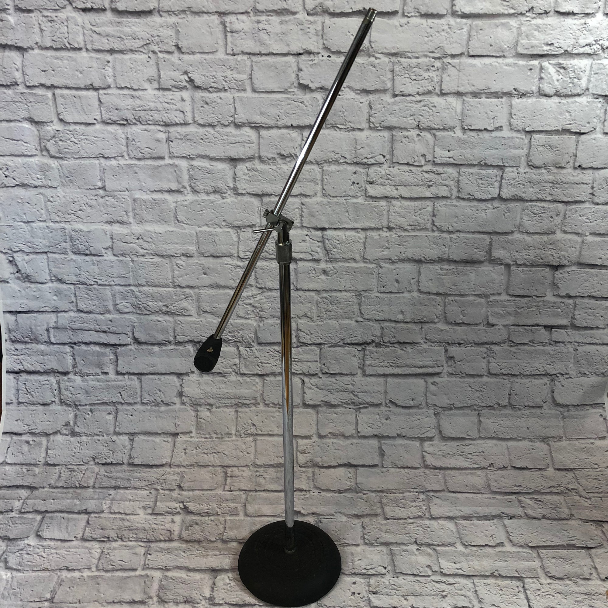 Microphone Boom Stand with Round Base and Counterweight
