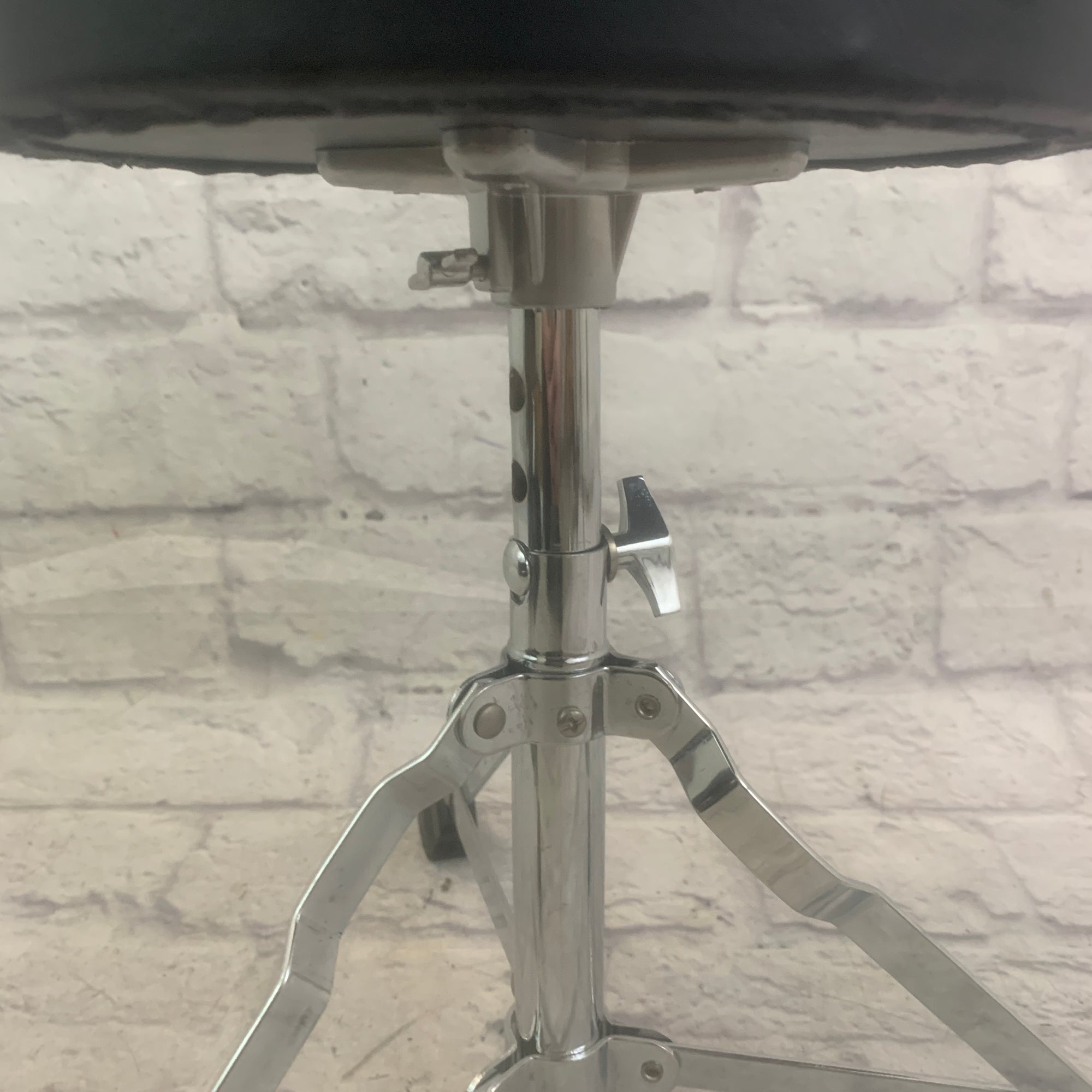 Unknown (Kids) Drum Throne
