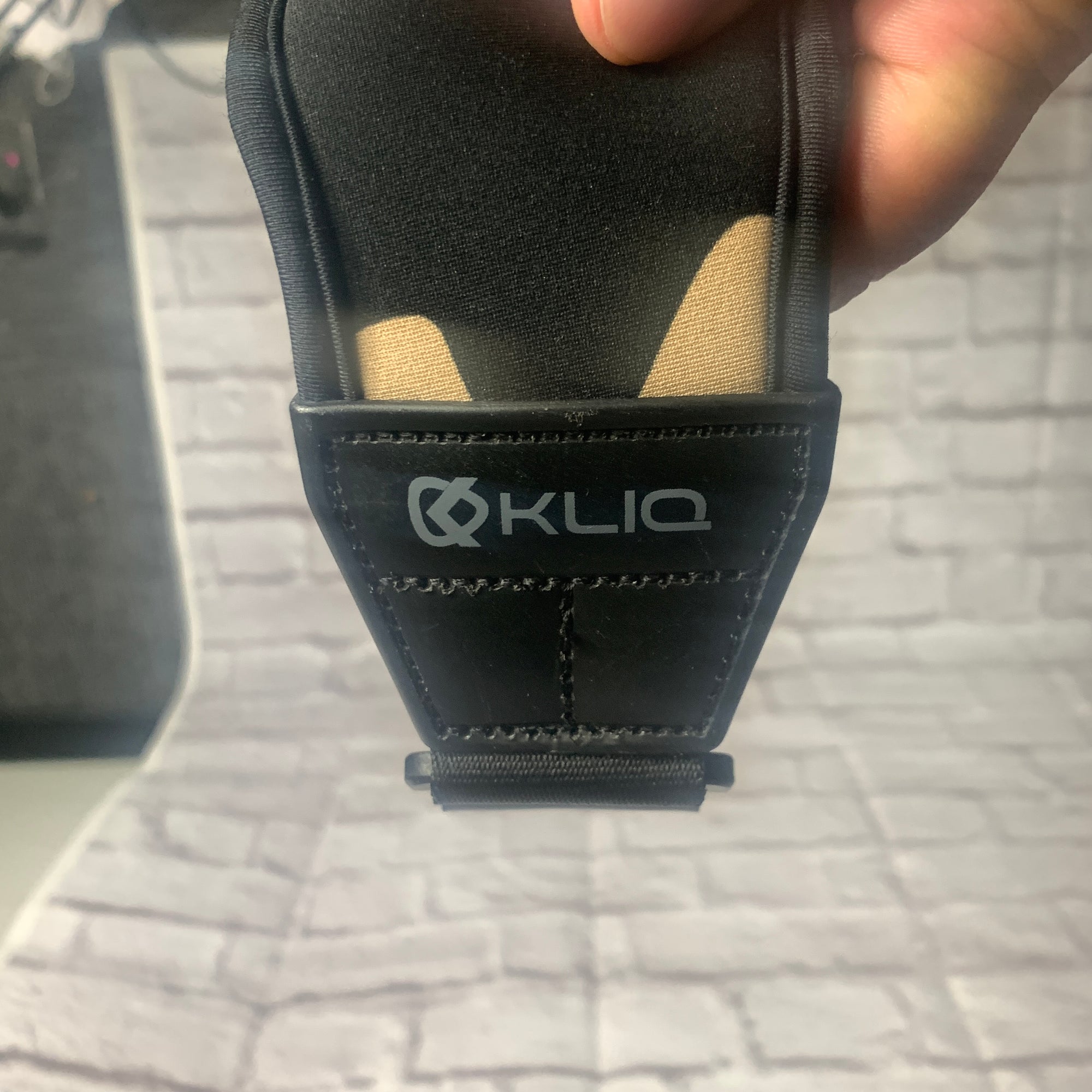 KLIQ AirCell Camo Pattern Cushioned Strap