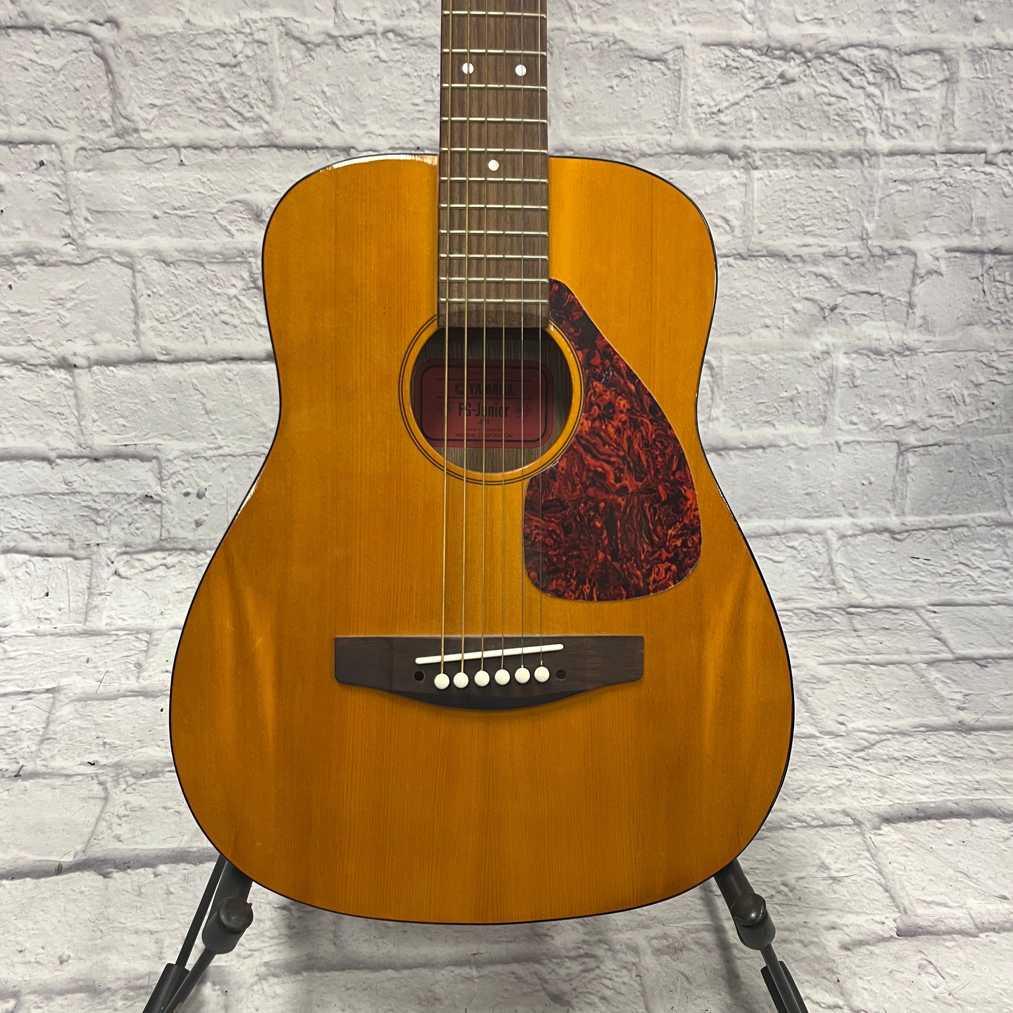 Yamaha FG Junior Acoustic Guitar