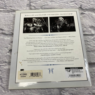 Hal Leonard Between the Dark and Light: The Grateful Dead Photography Book
