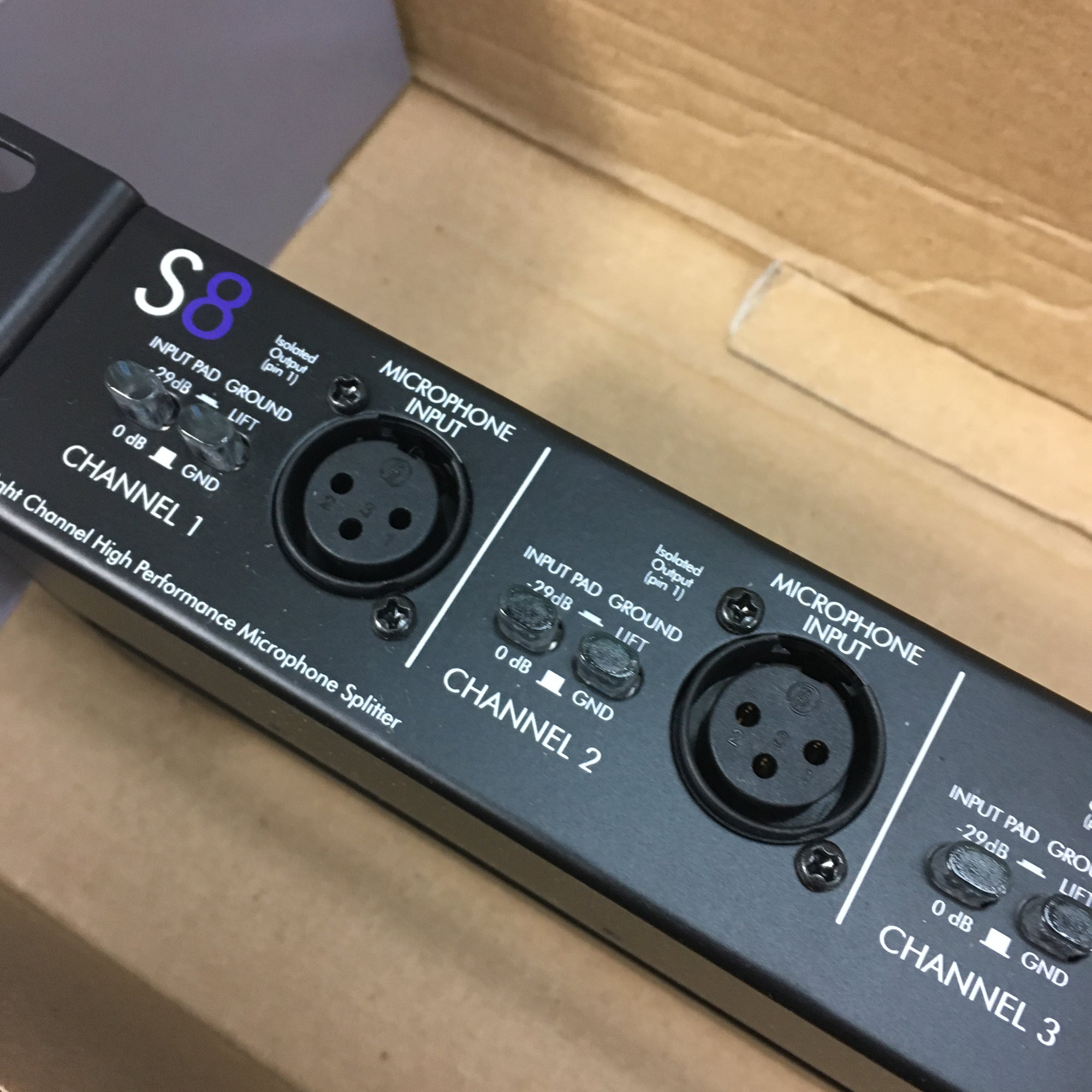 ART S8 8 Channel Balanced Microphone Splitter
