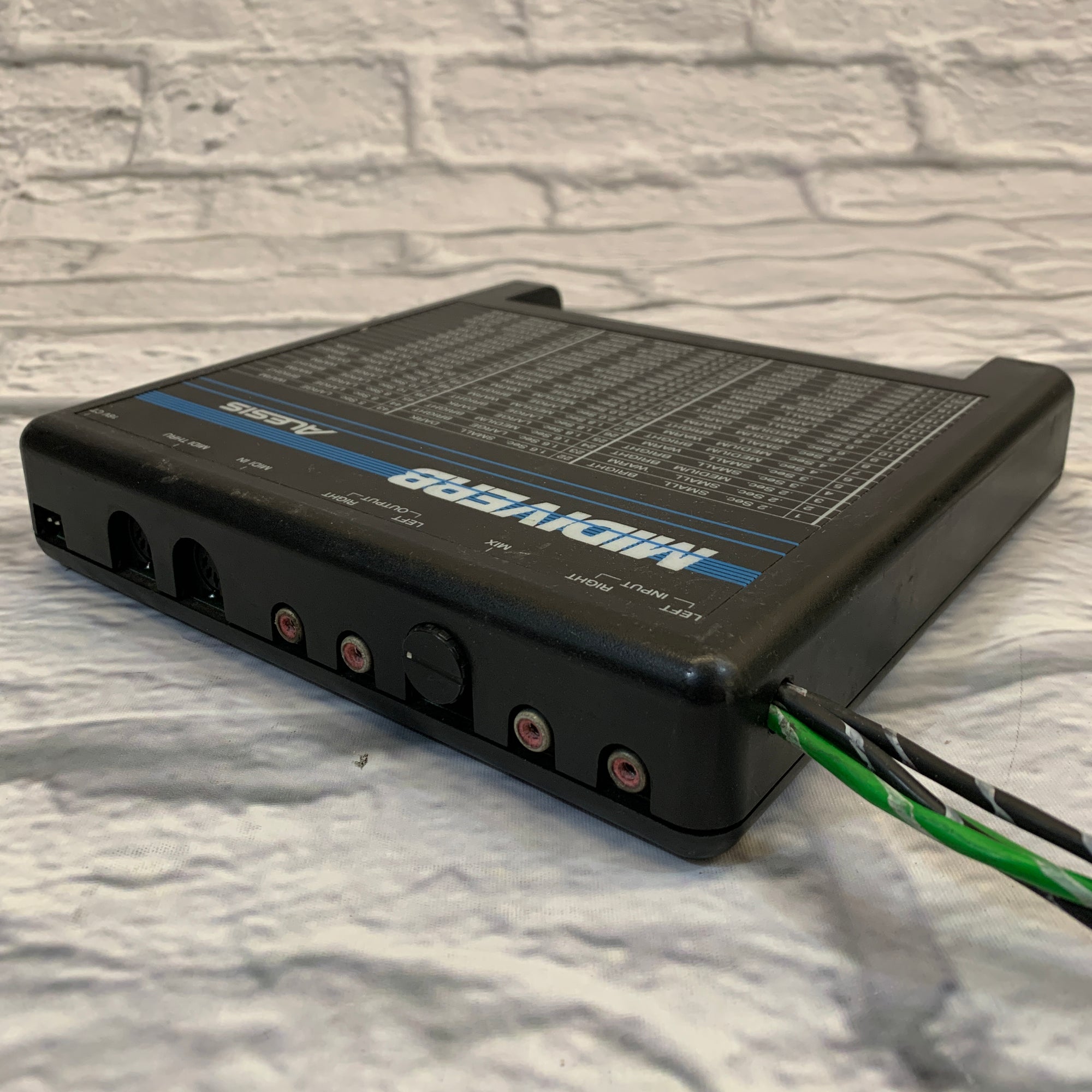 Alesis Midiverb - Evolution Music