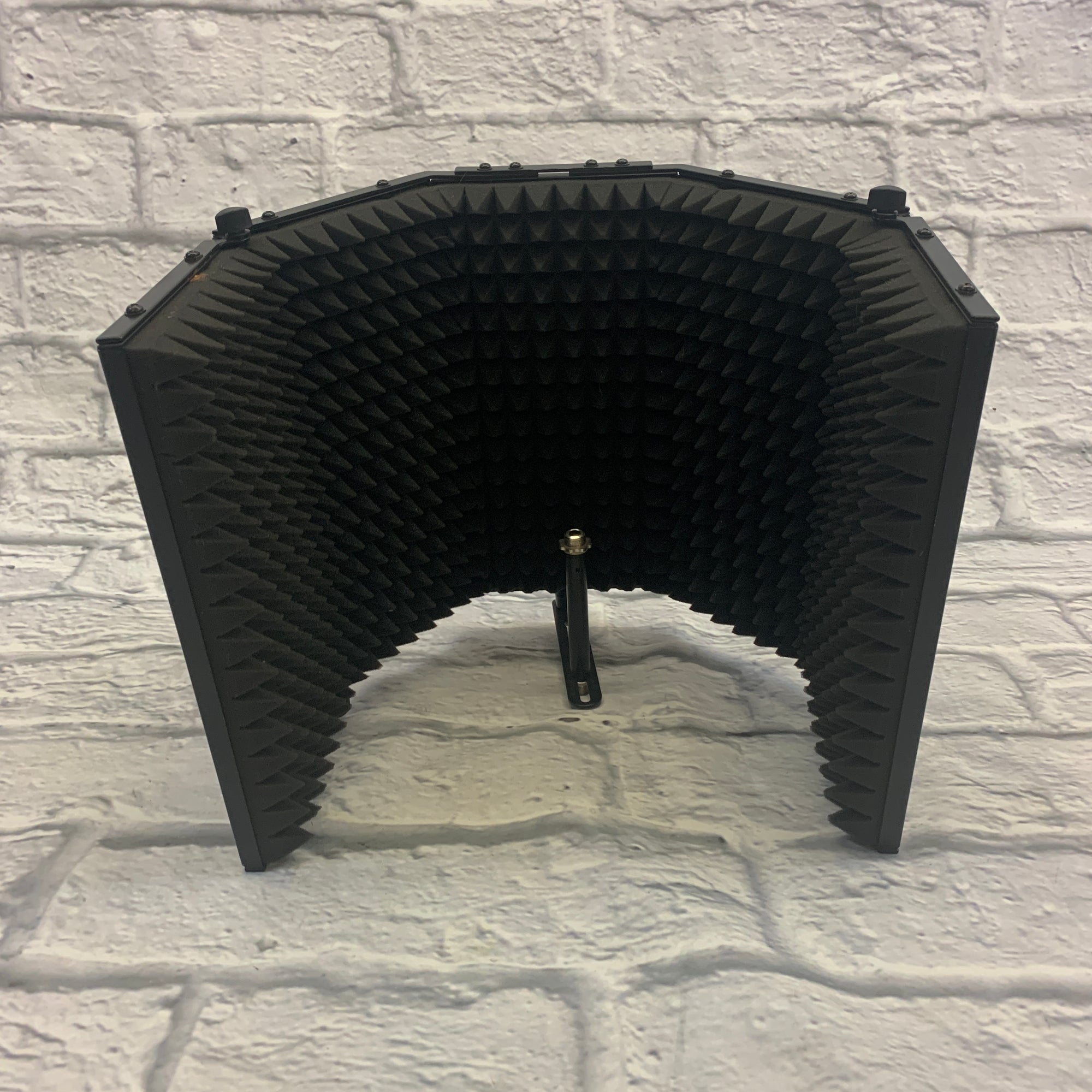 Griffin Microphone Isolation Shield