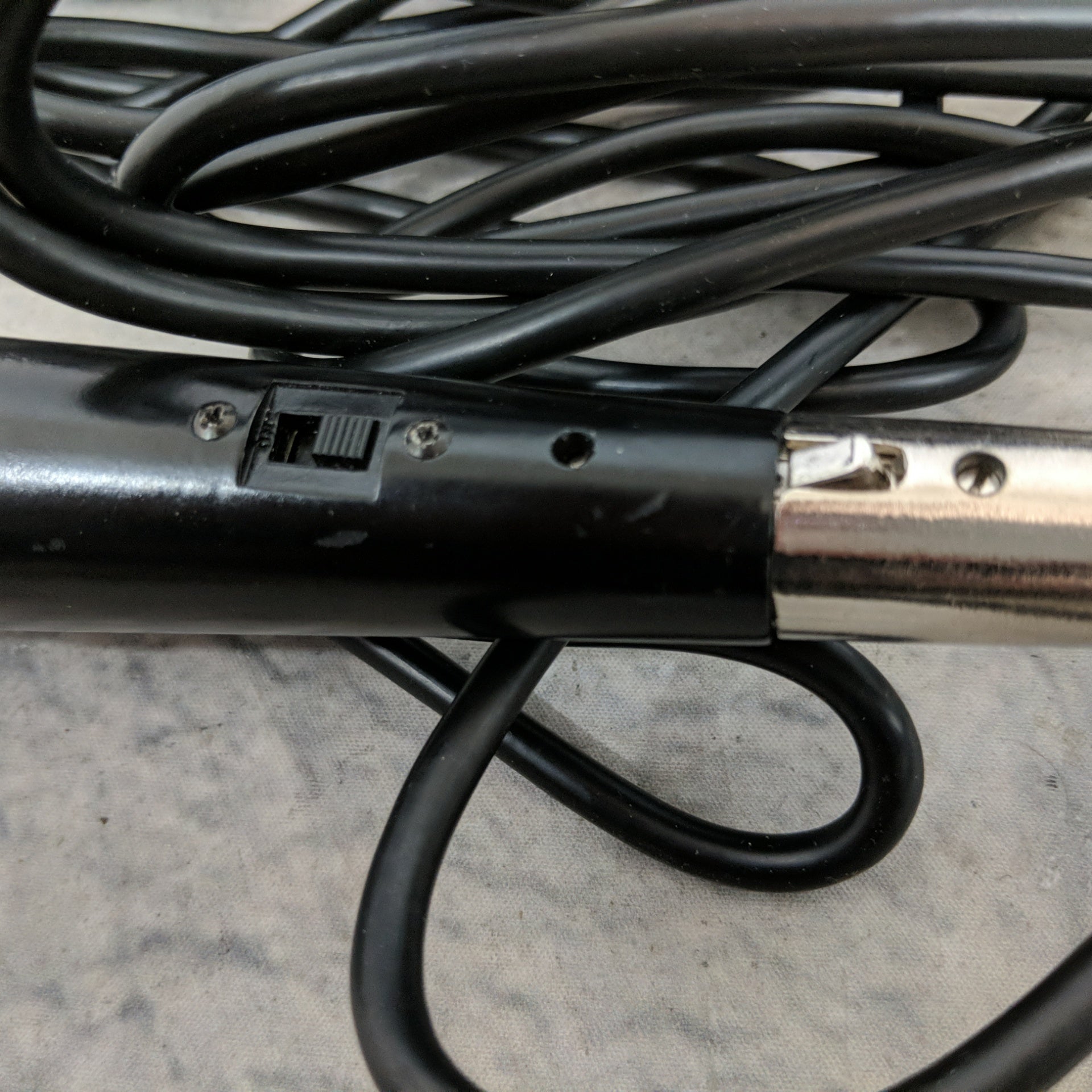 TEAC ME-700D Cardioid Dynamic Microphone