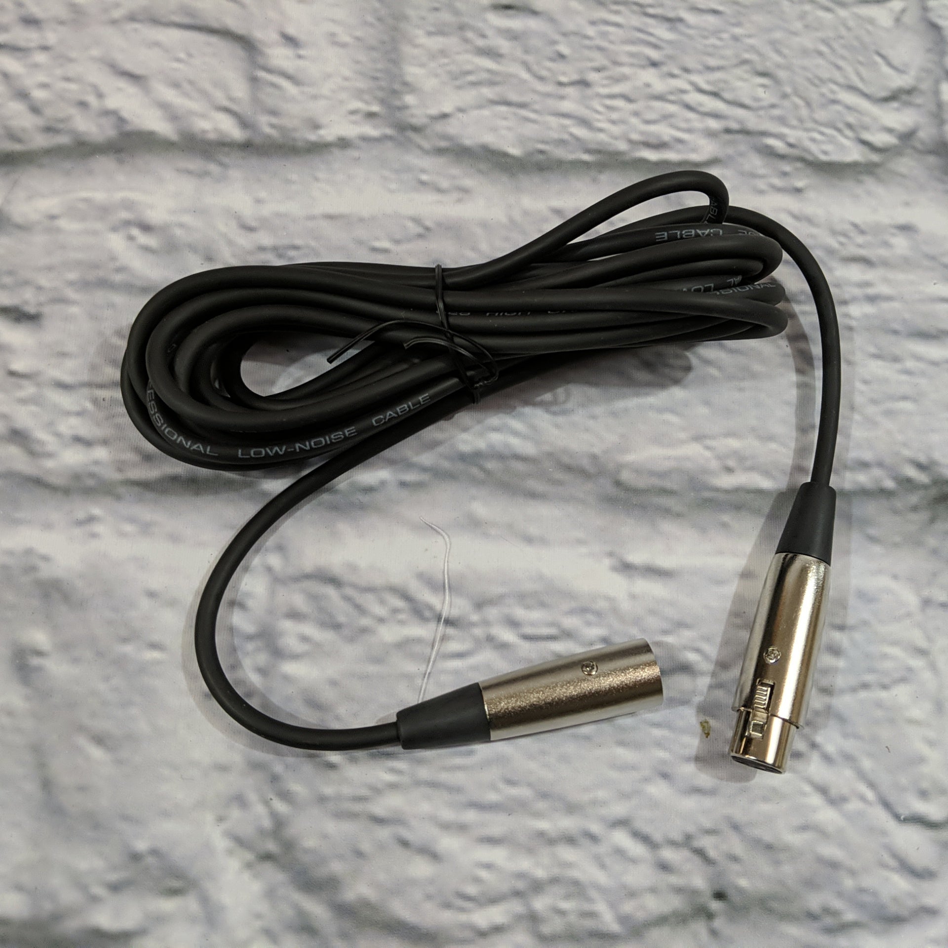 SLM Hardware SSH100L Dynamic Microphone