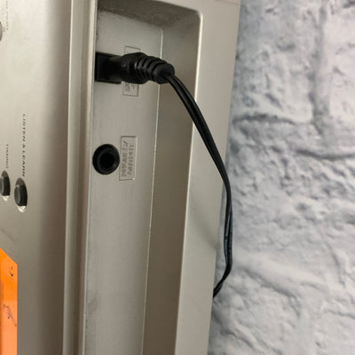 Yamaha PSR-E313 61-Key Digital Piano