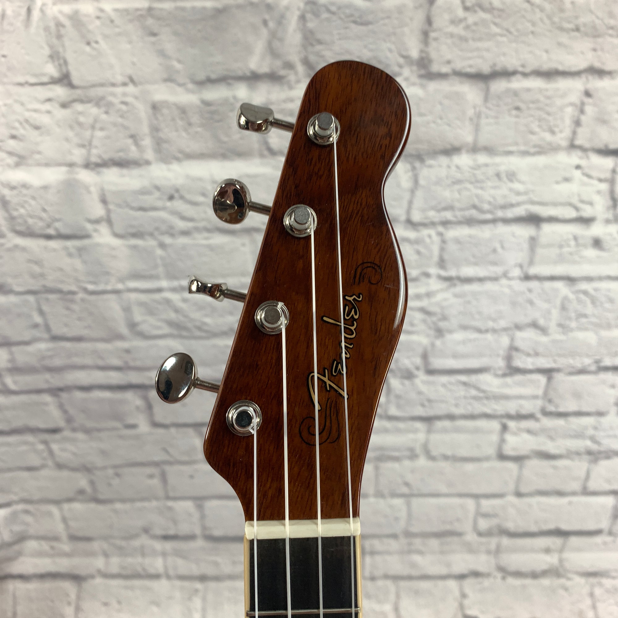 Fender California Coast Montecito Ukulele
