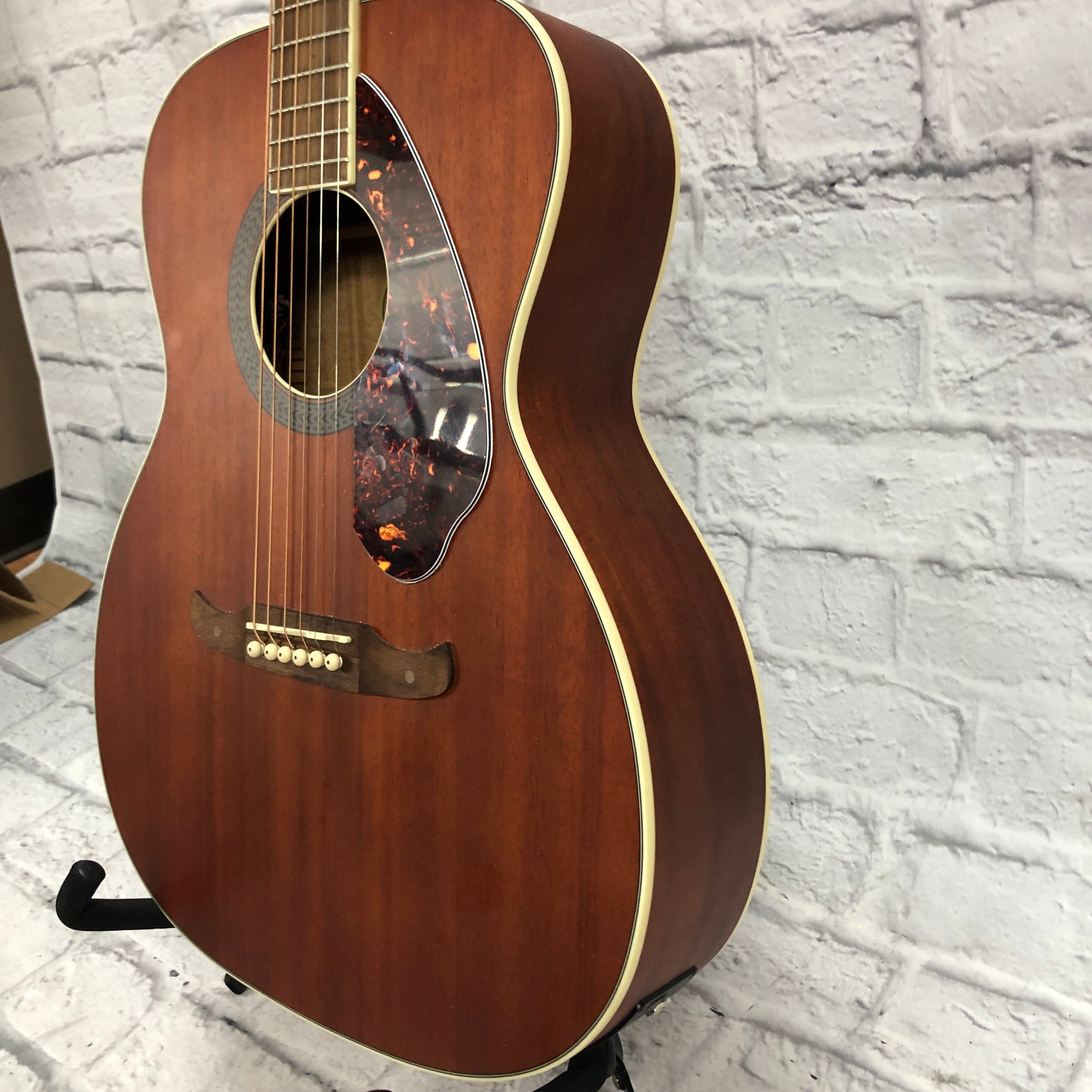 Fender Tim Armstrong Hellcat Acoustic Concert