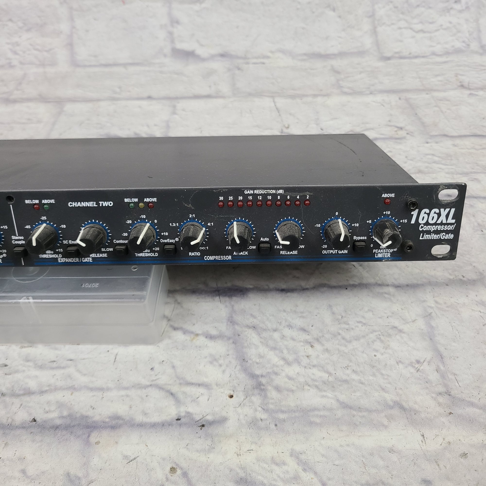 DBX 166XL Compressor Rack Unit - Evolution Music