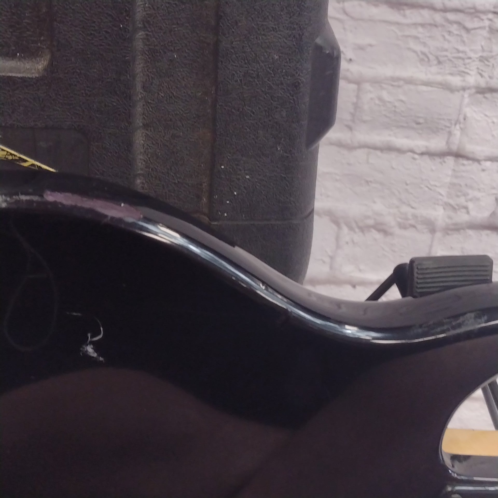 Peavey Fury USA 4 String Bass Guitar