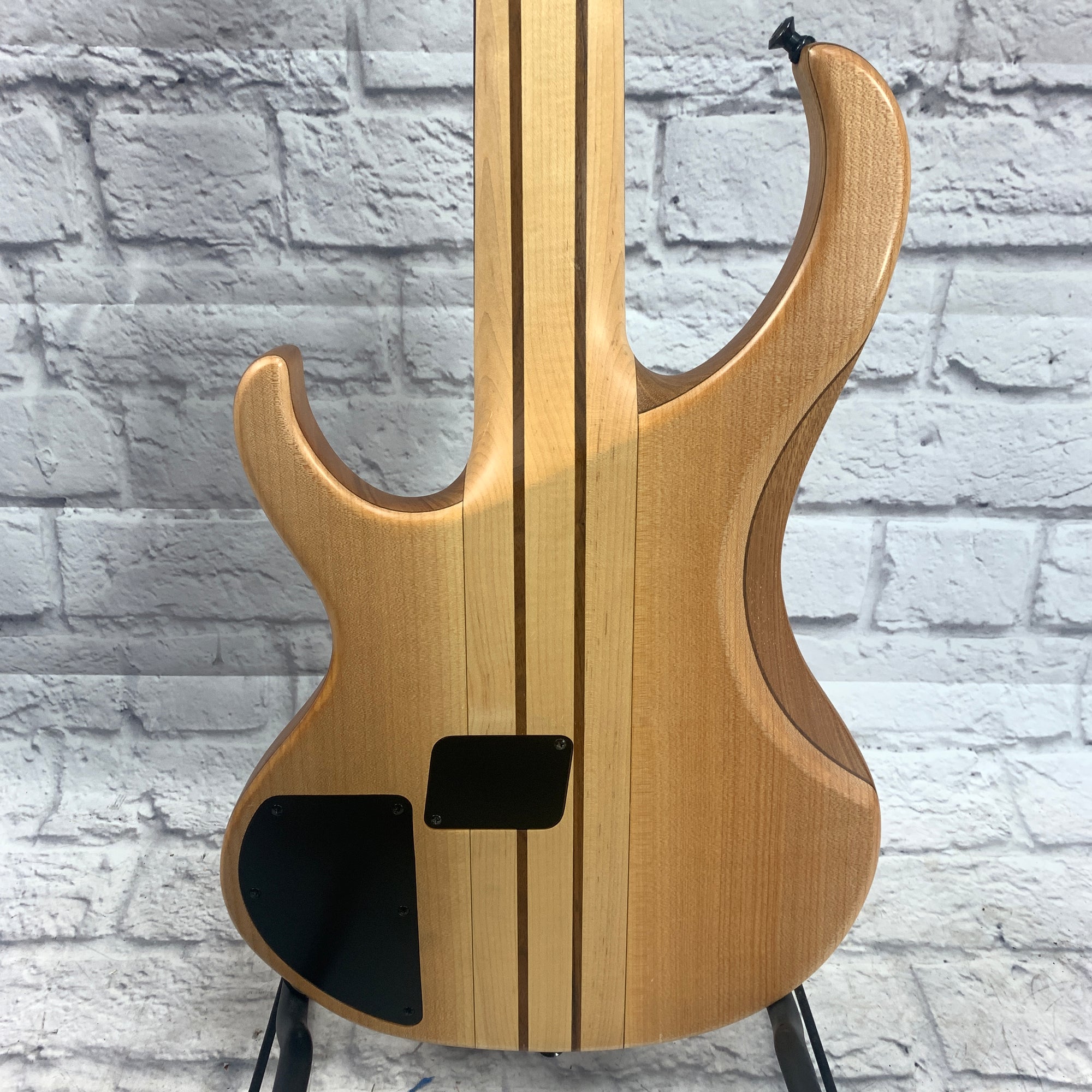 Ibanez BTB675 5 String Bass with Bartolini Pickups