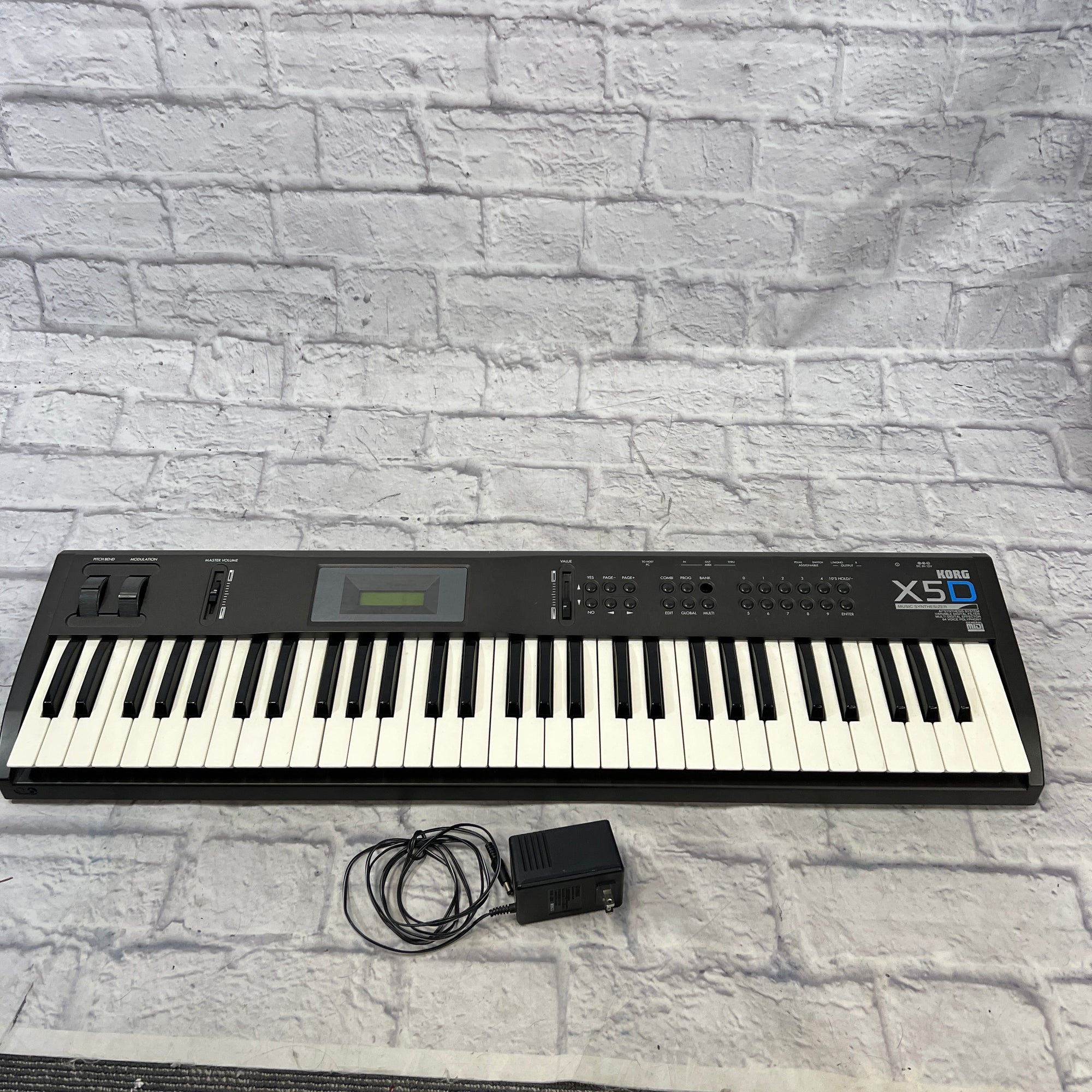 Korg X5D 49-Key Synthesizer AS IS