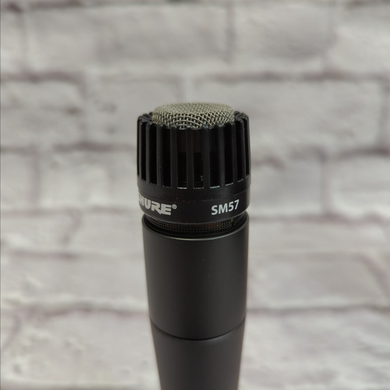 Shure SM57 w/ Box Microphone