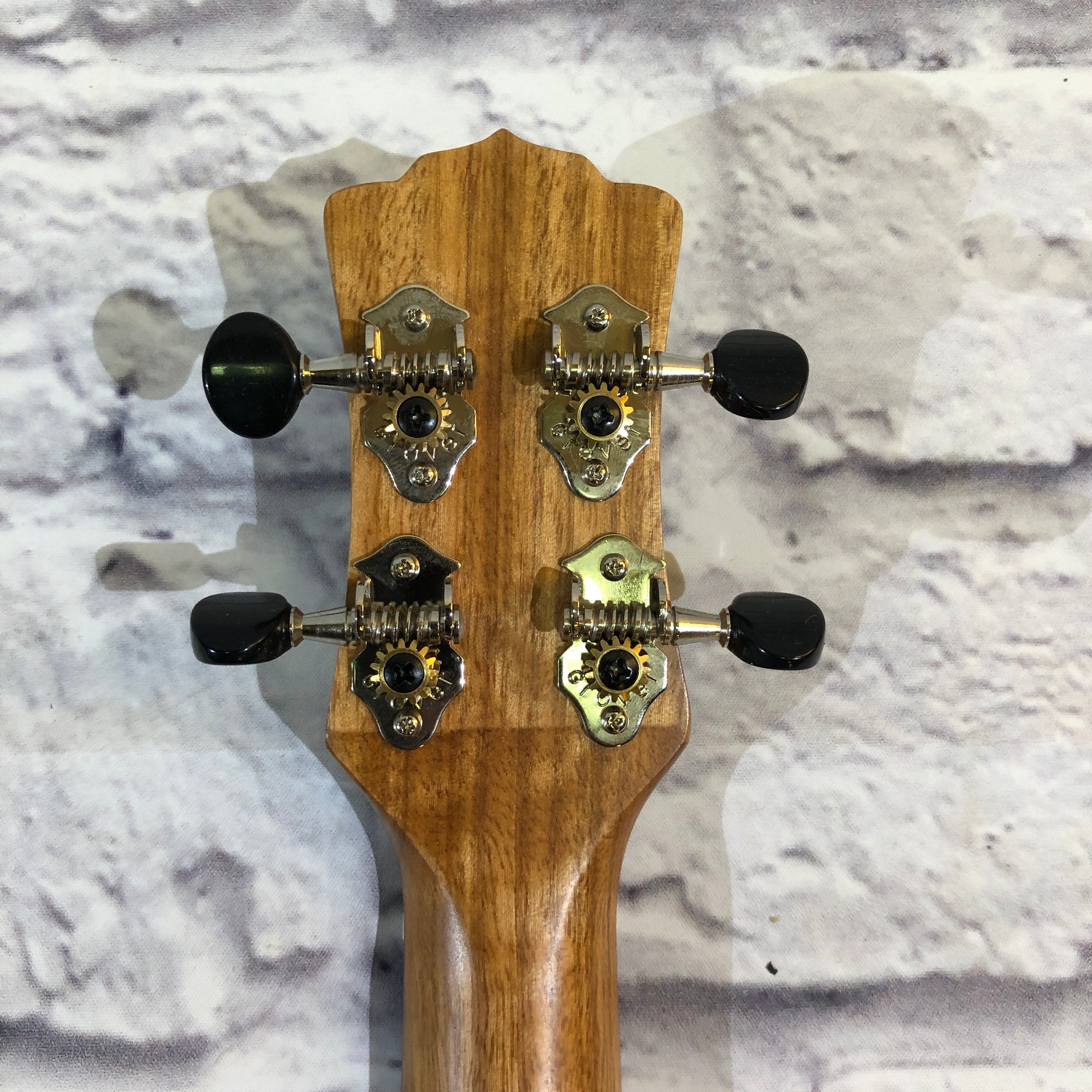 Luna HTC Koa Ukulele