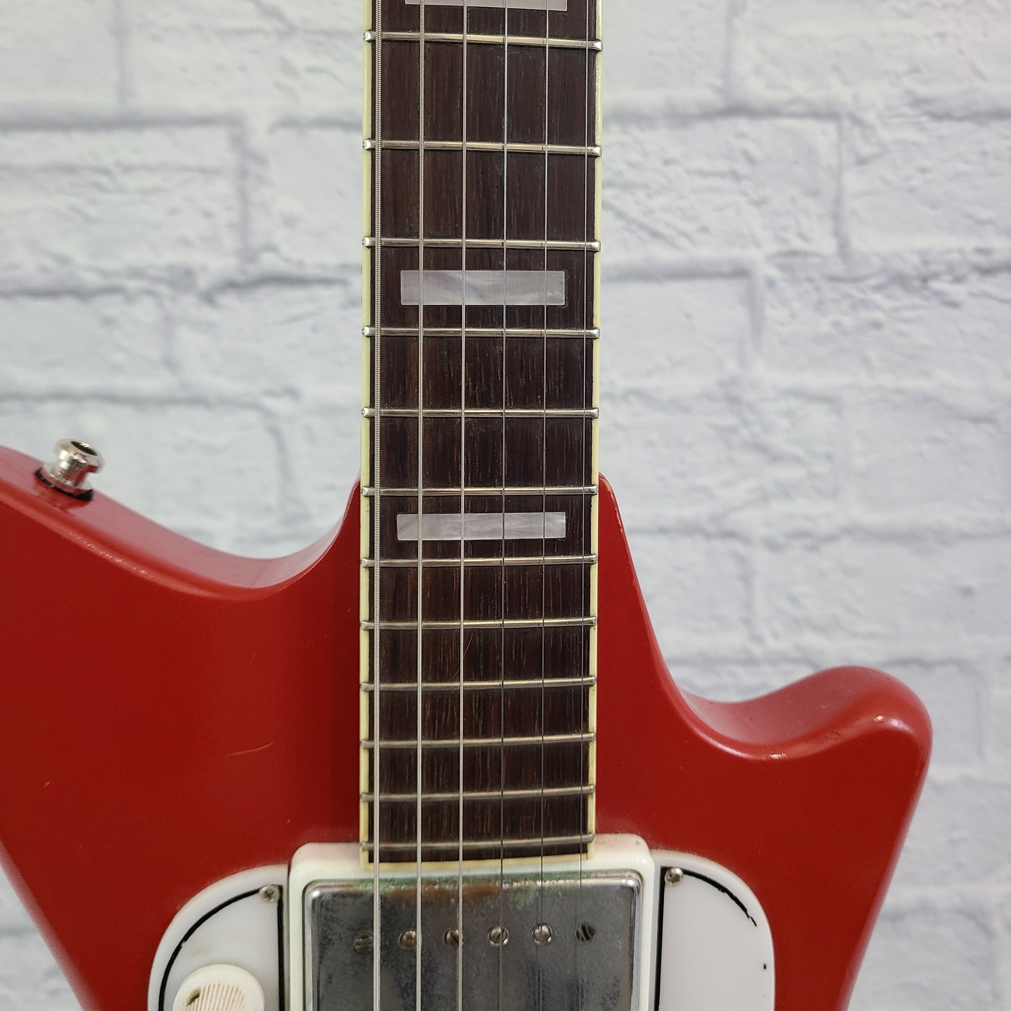 Airline VINTAGE 1966 Airline Res-O-Glass w/7247 Electronic  Electric Guitar