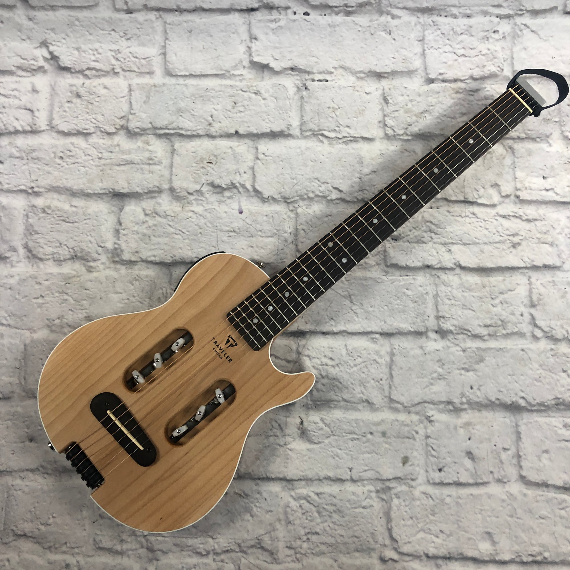 Traveler Excape MkIII Travel Acoustic Electric Guitar