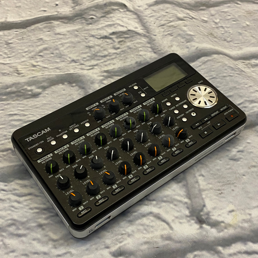 Tascam Pocketstudio DP-008 Recorder with 2GB SD